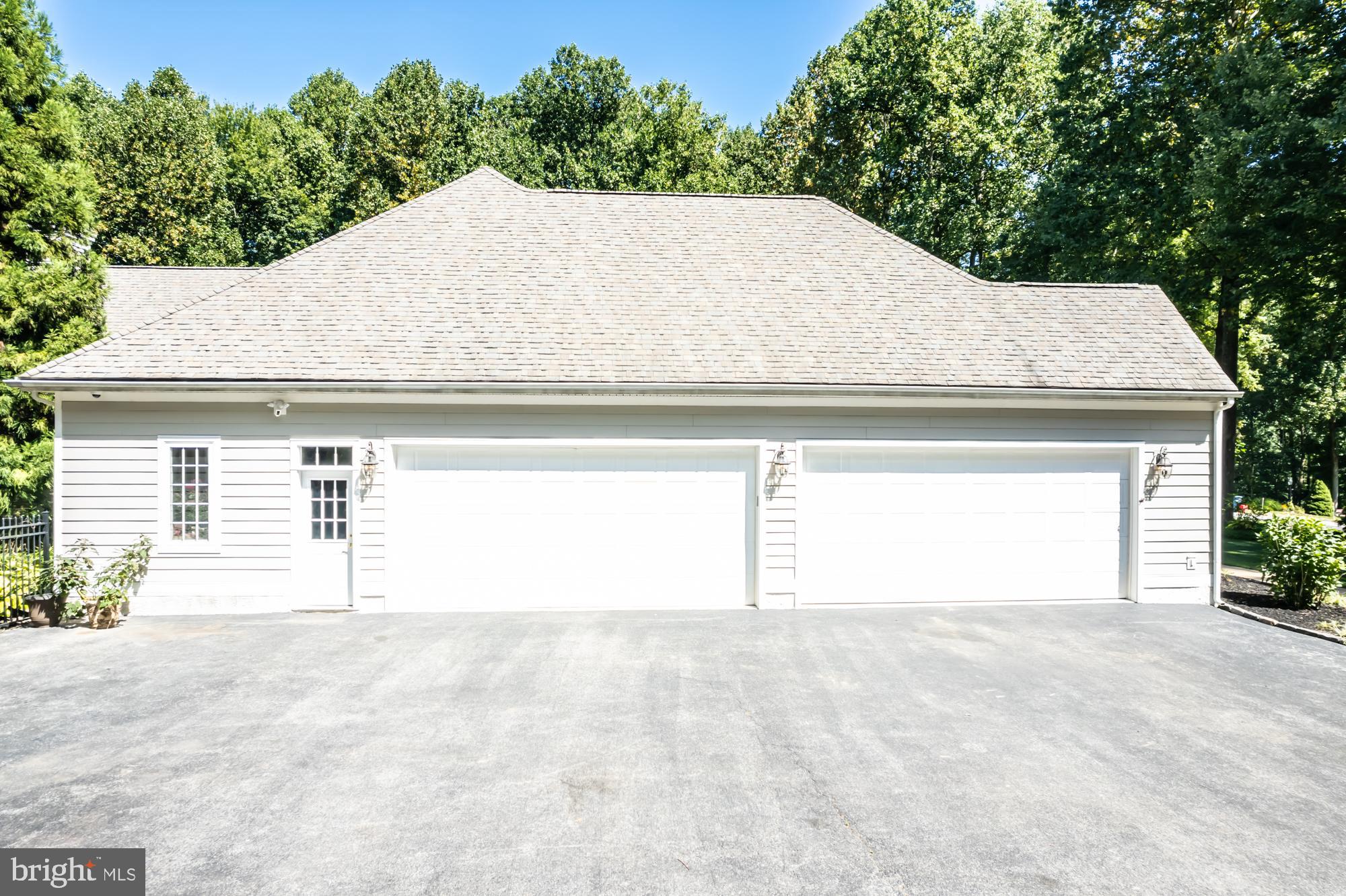 WINCHESTER - Residential