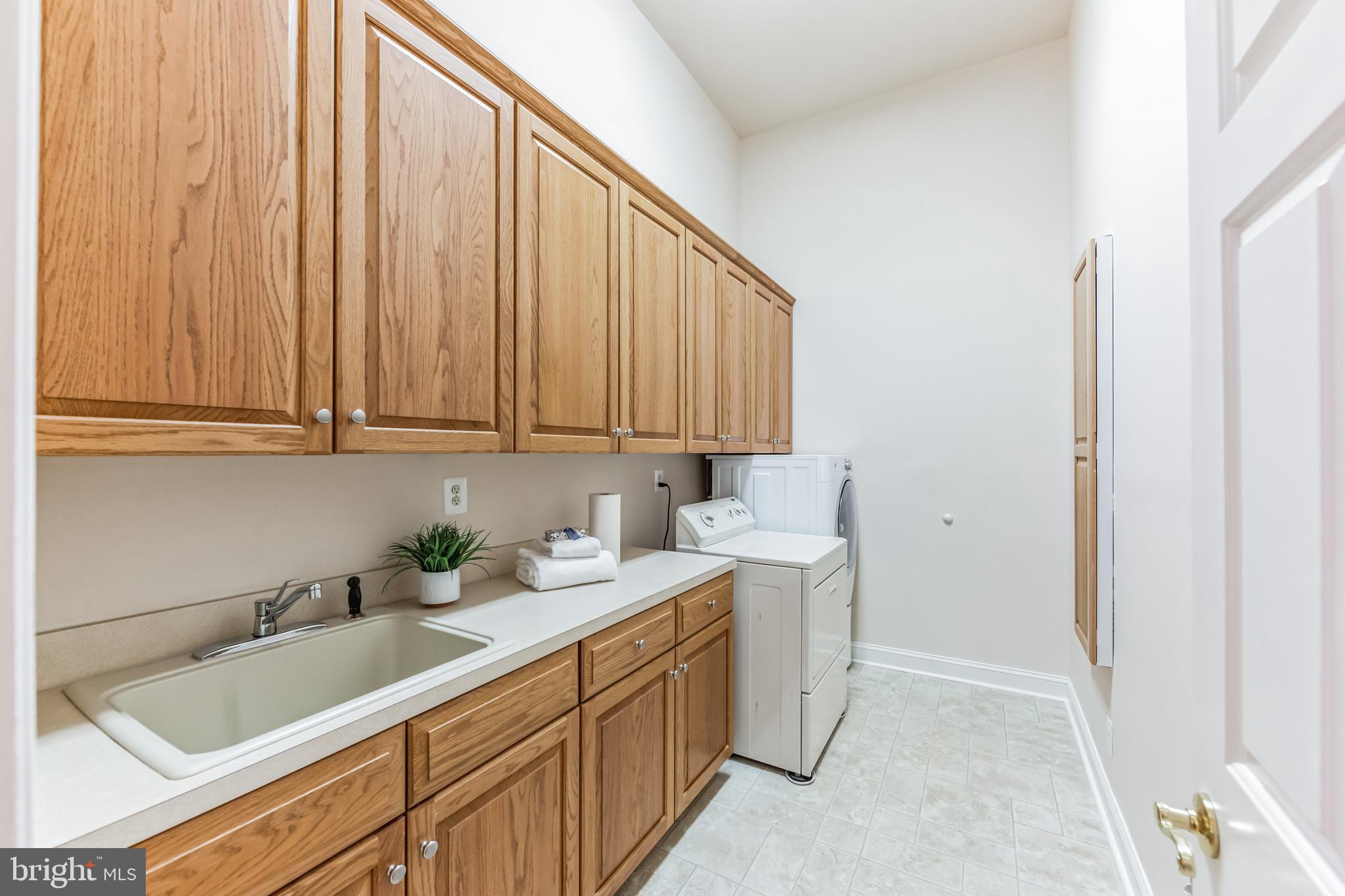 WINCHESTER - Residential