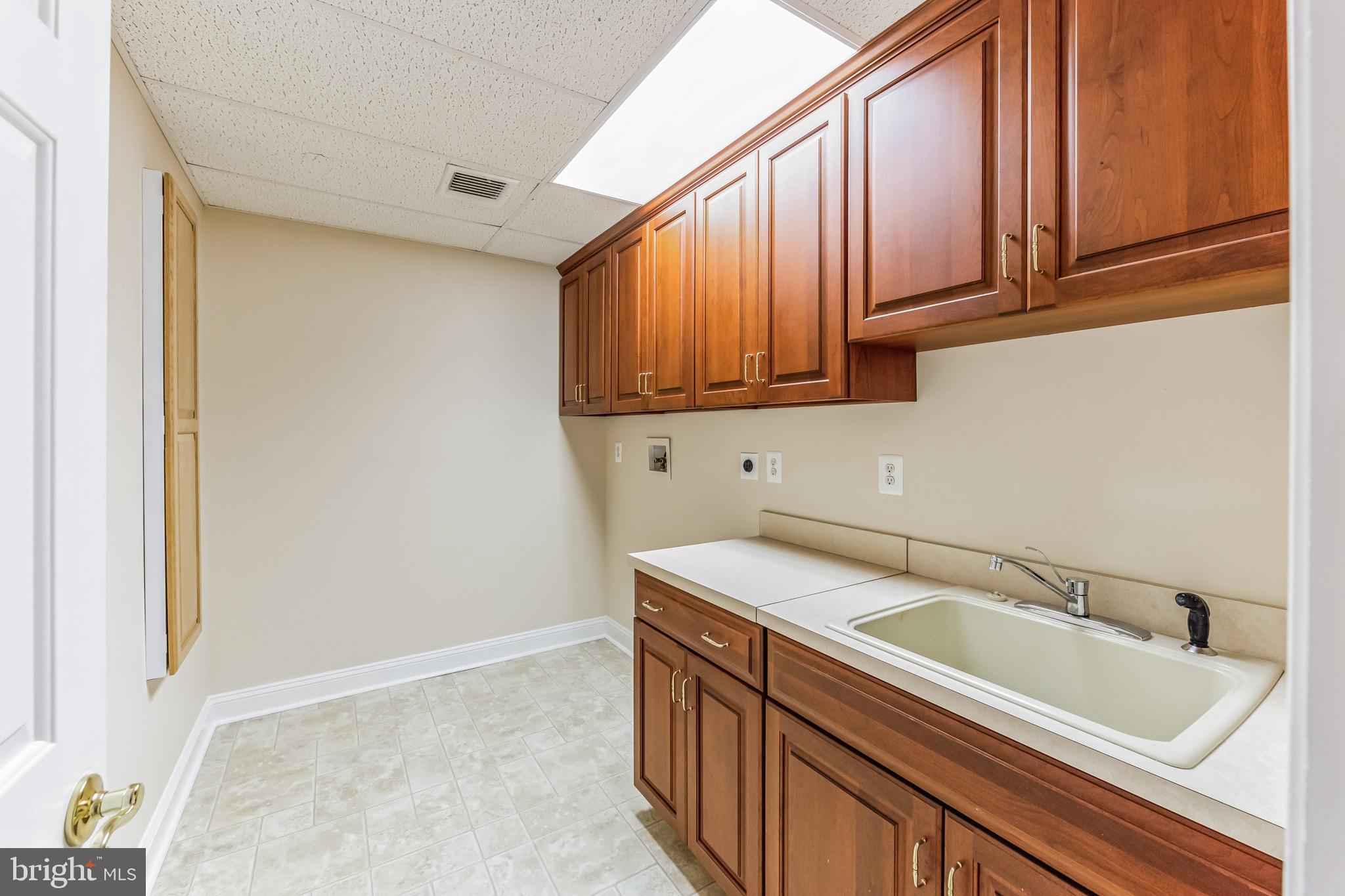 WINCHESTER - Residential