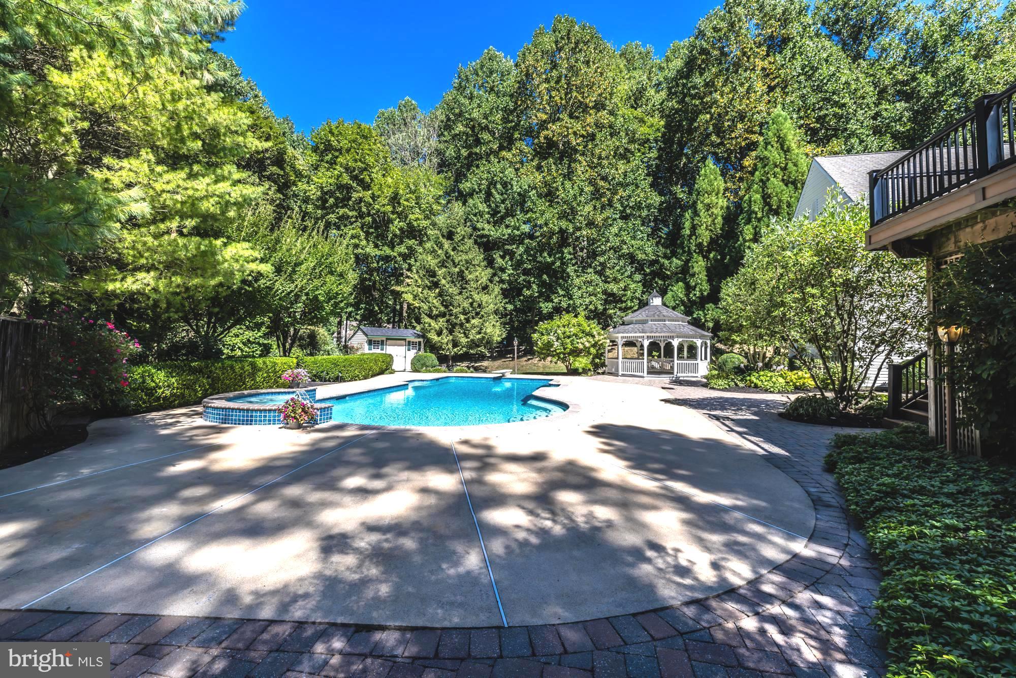 WINCHESTER - Residential