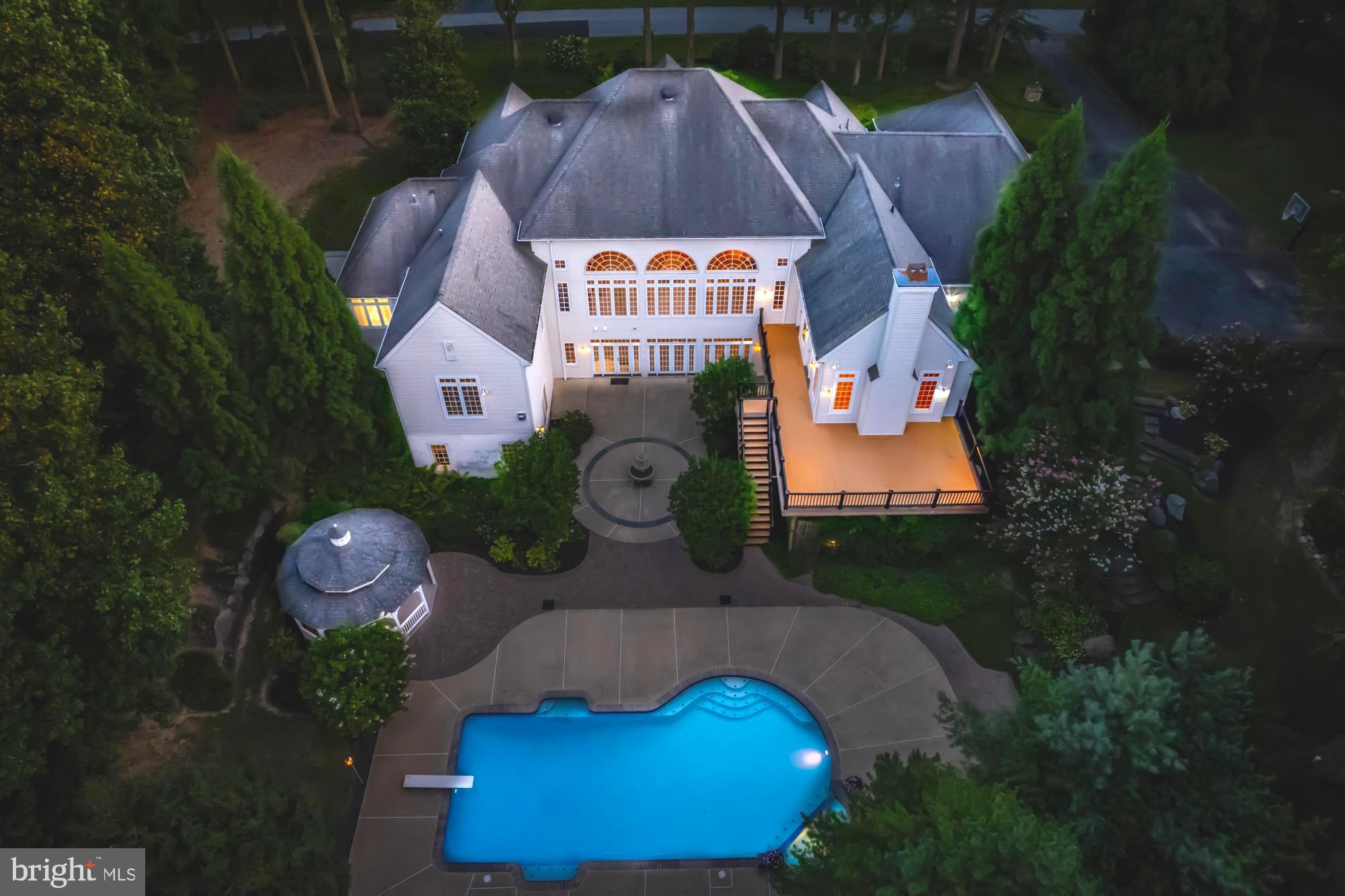 WINCHESTER - Residential