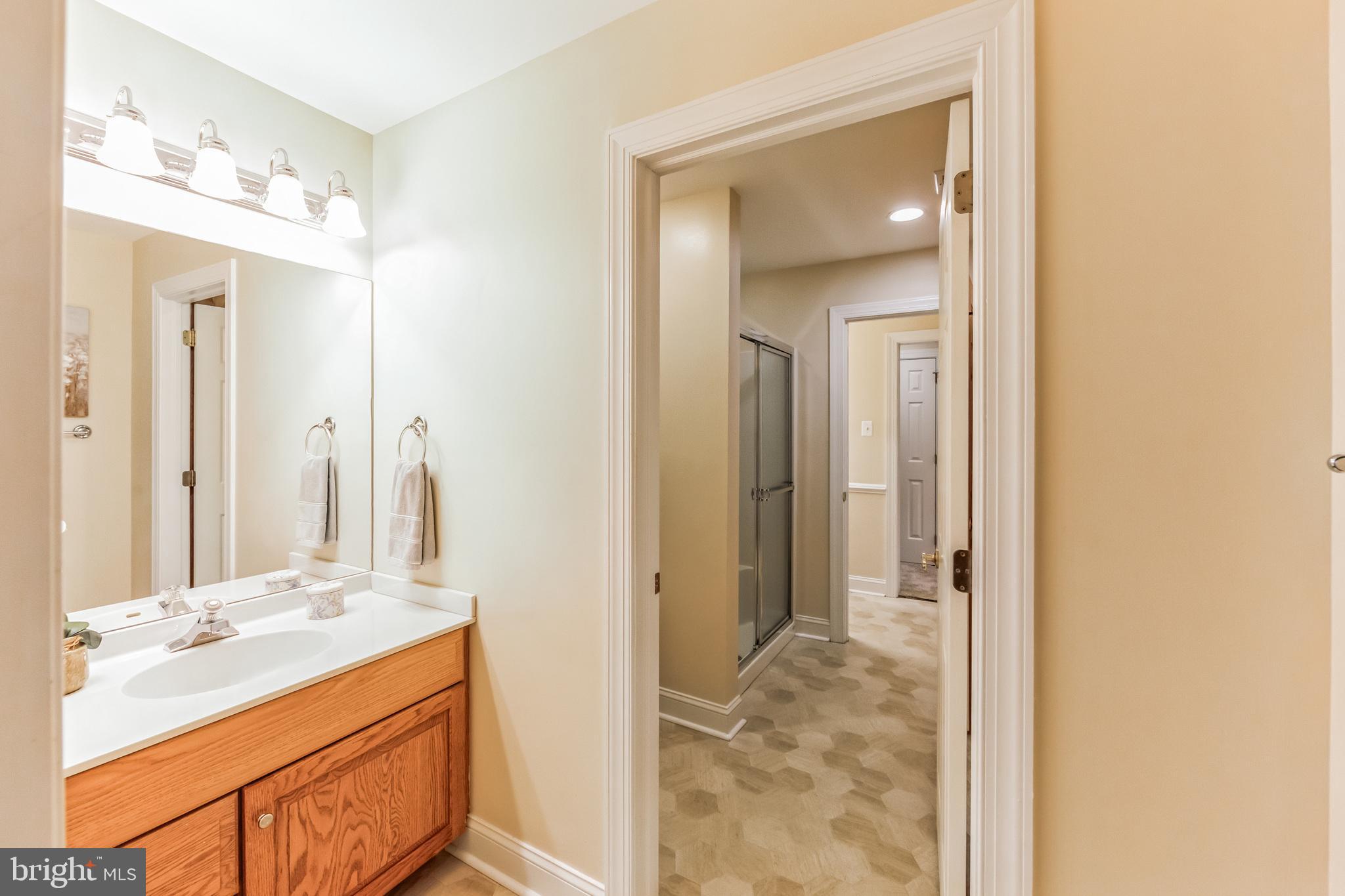 WINCHESTER - Residential