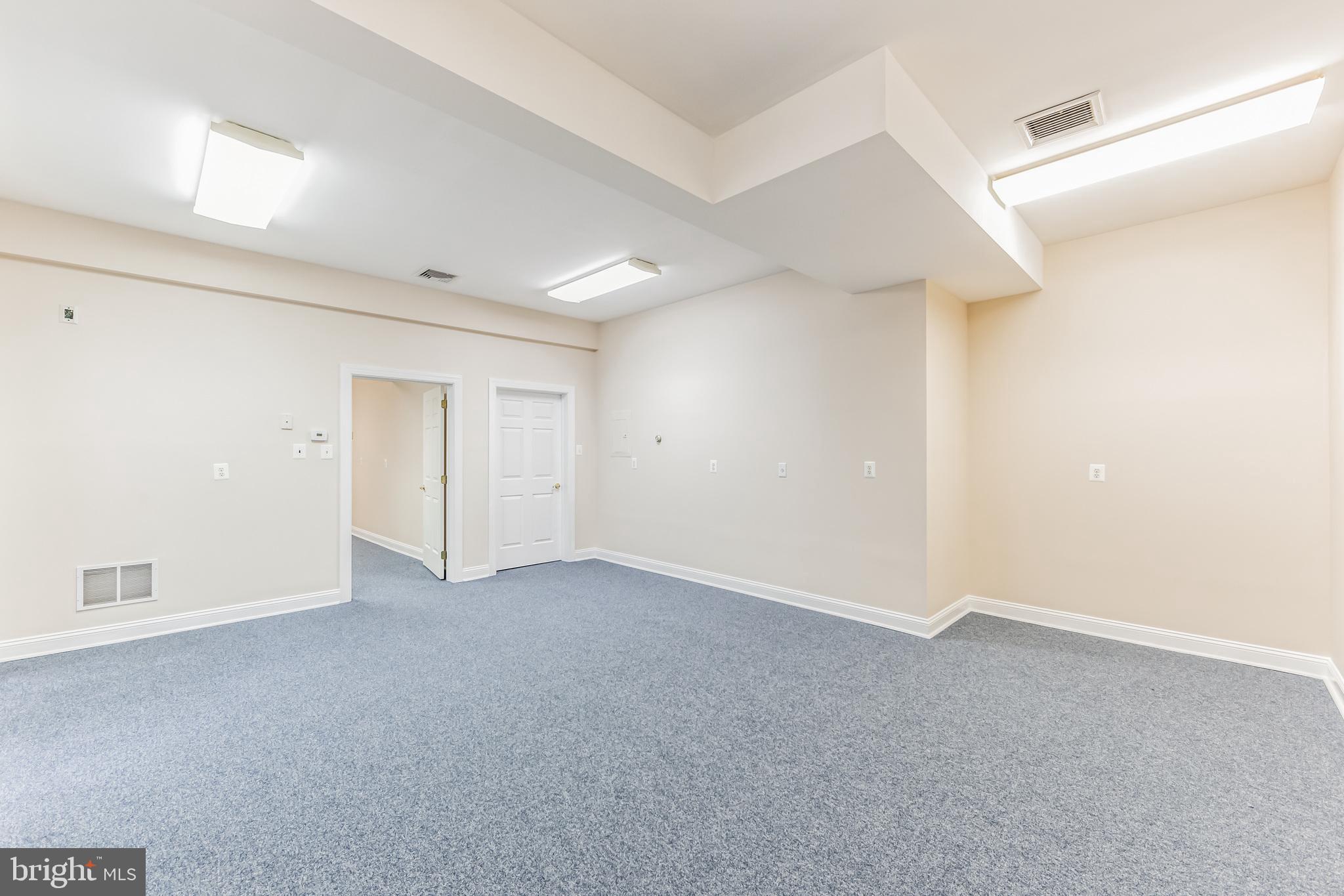 WINCHESTER - Residential