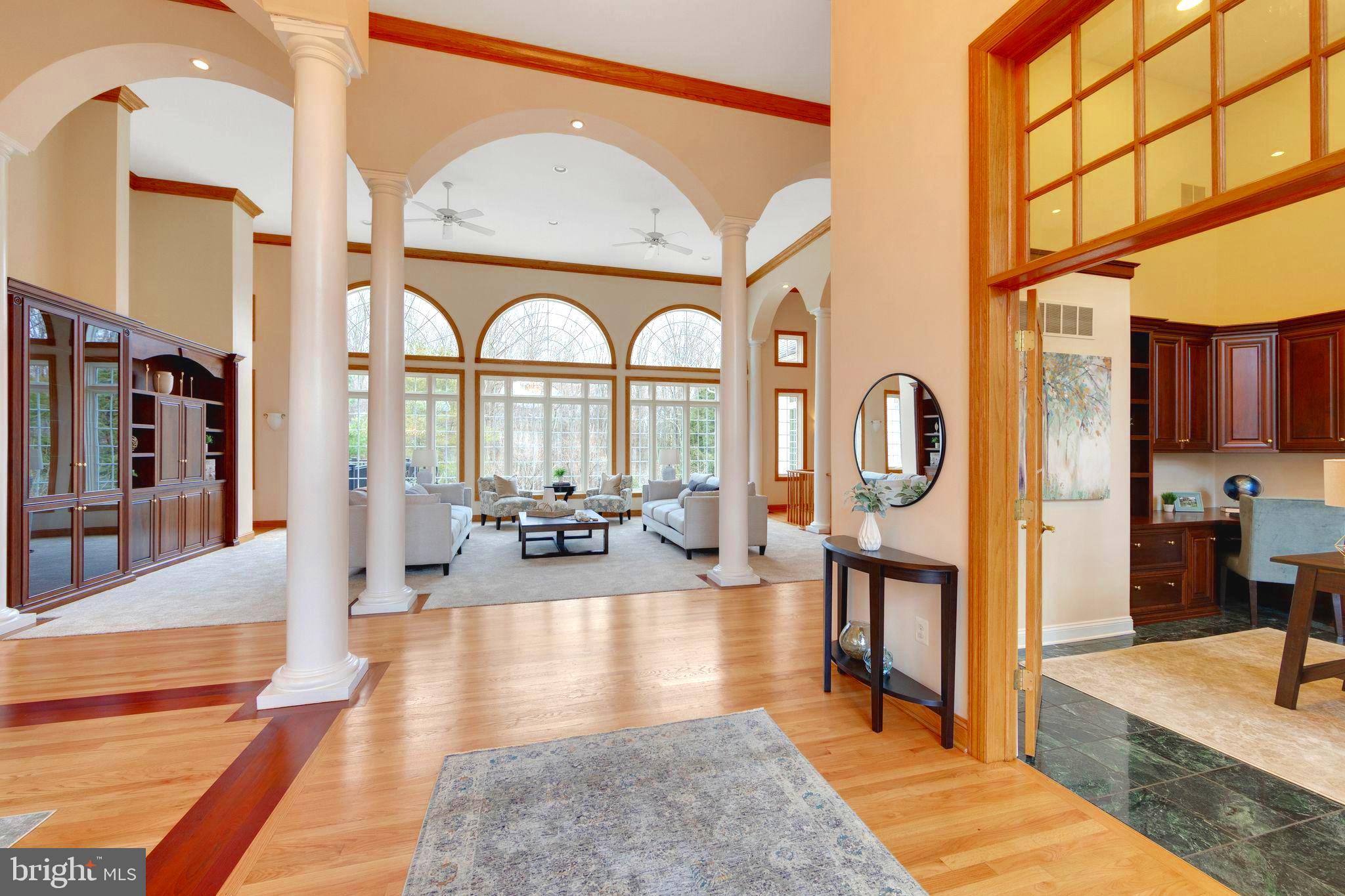 WINCHESTER - Residential