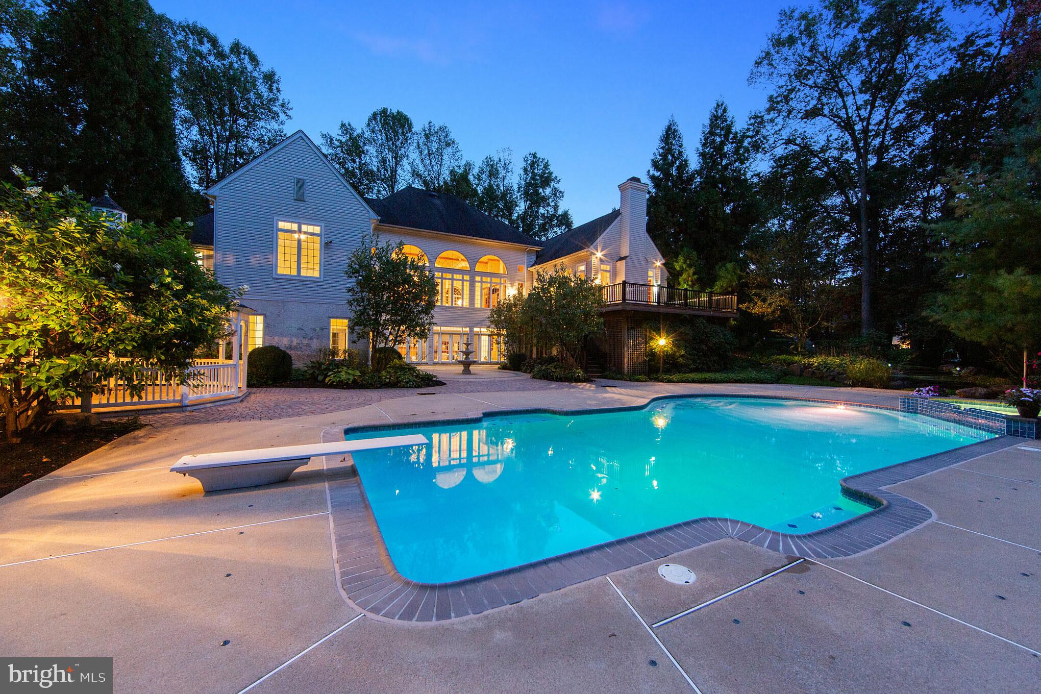 WINCHESTER - Residential