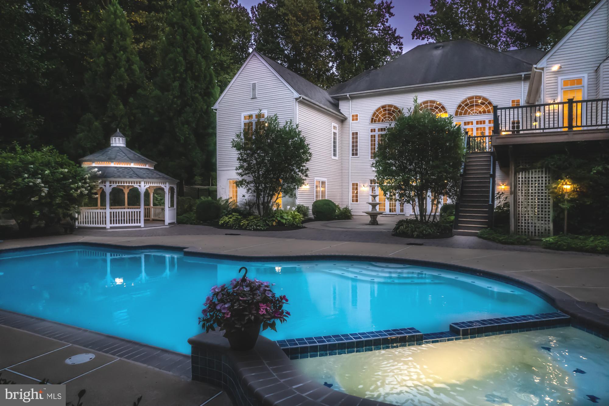 WINCHESTER - Residential