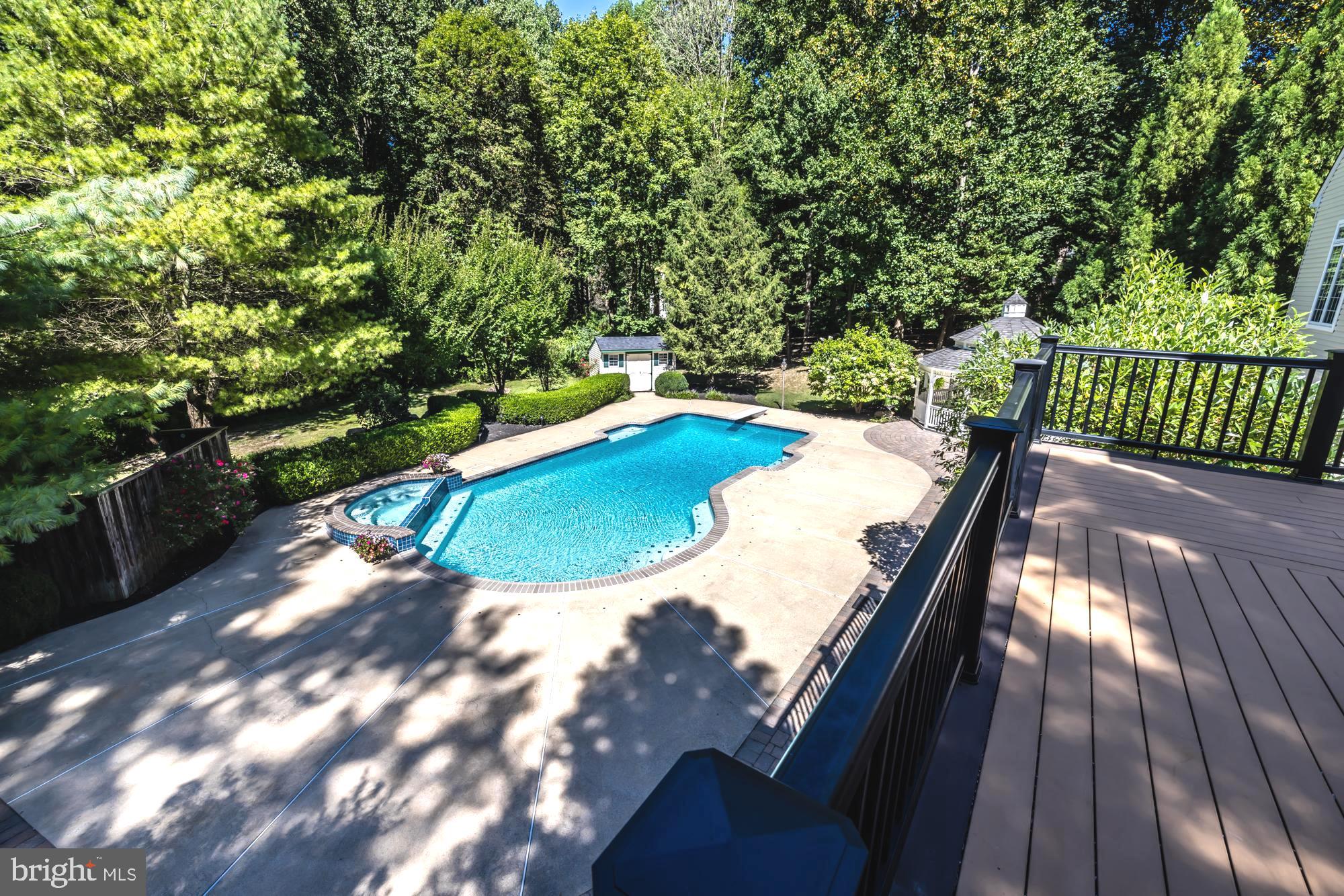 WINCHESTER - Residential