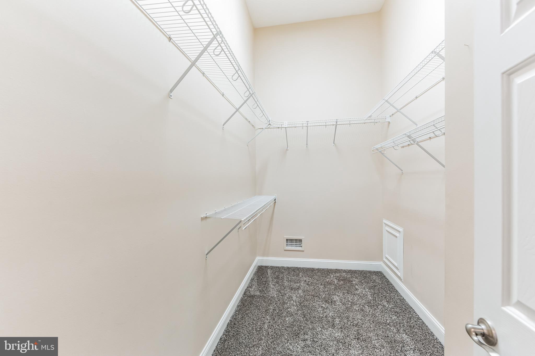 WINCHESTER - Residential