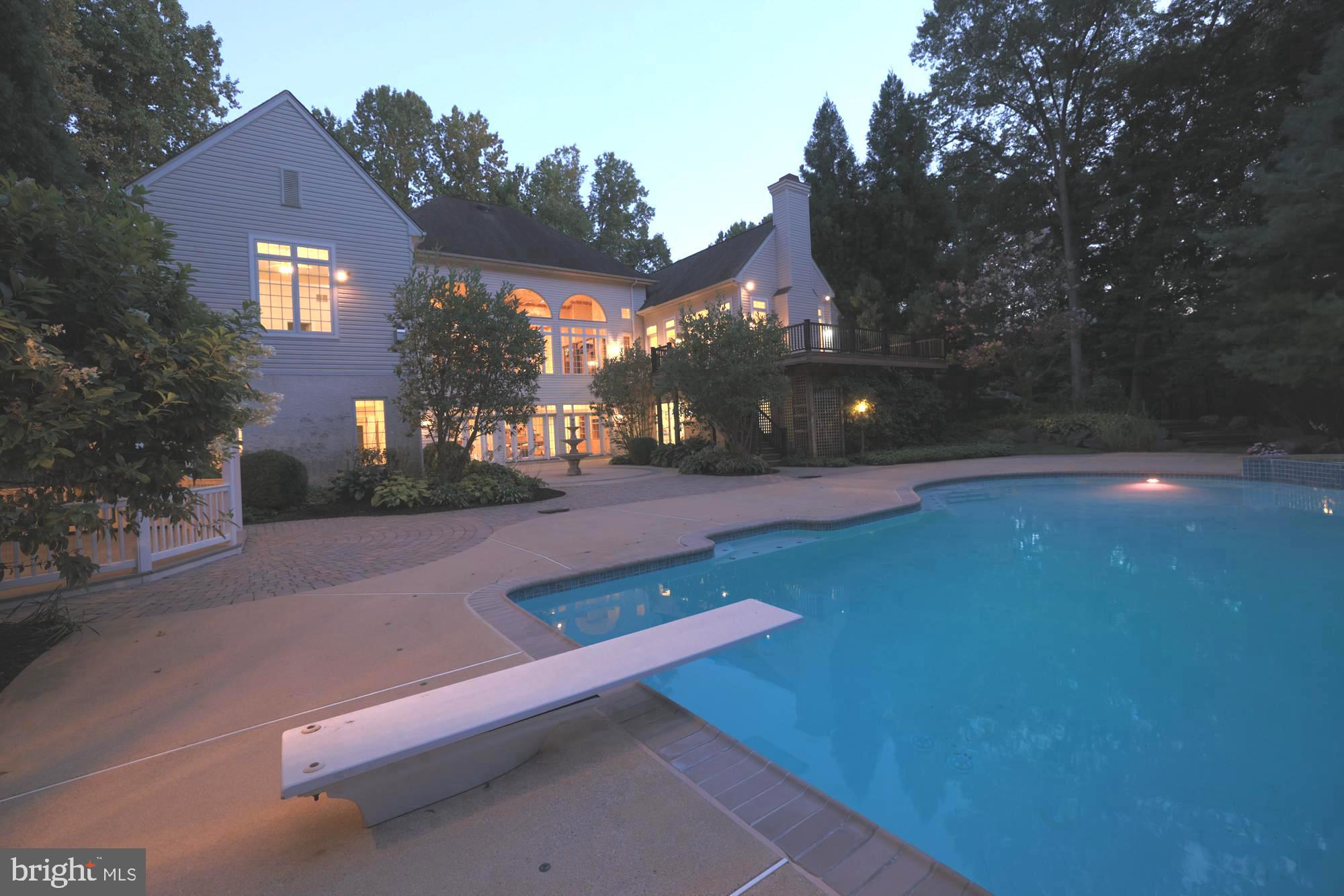 WINCHESTER - Residential