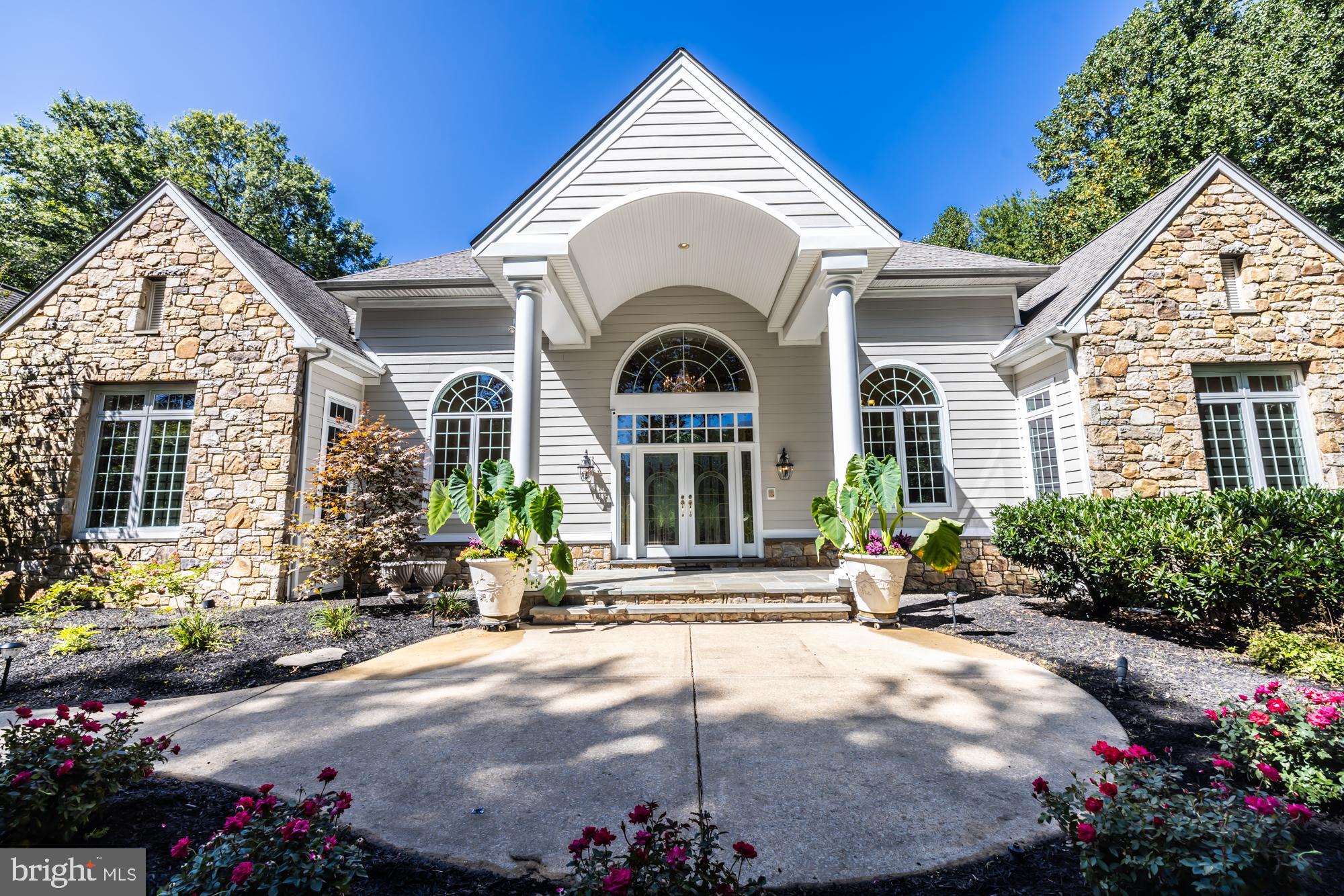 WINCHESTER - Residential