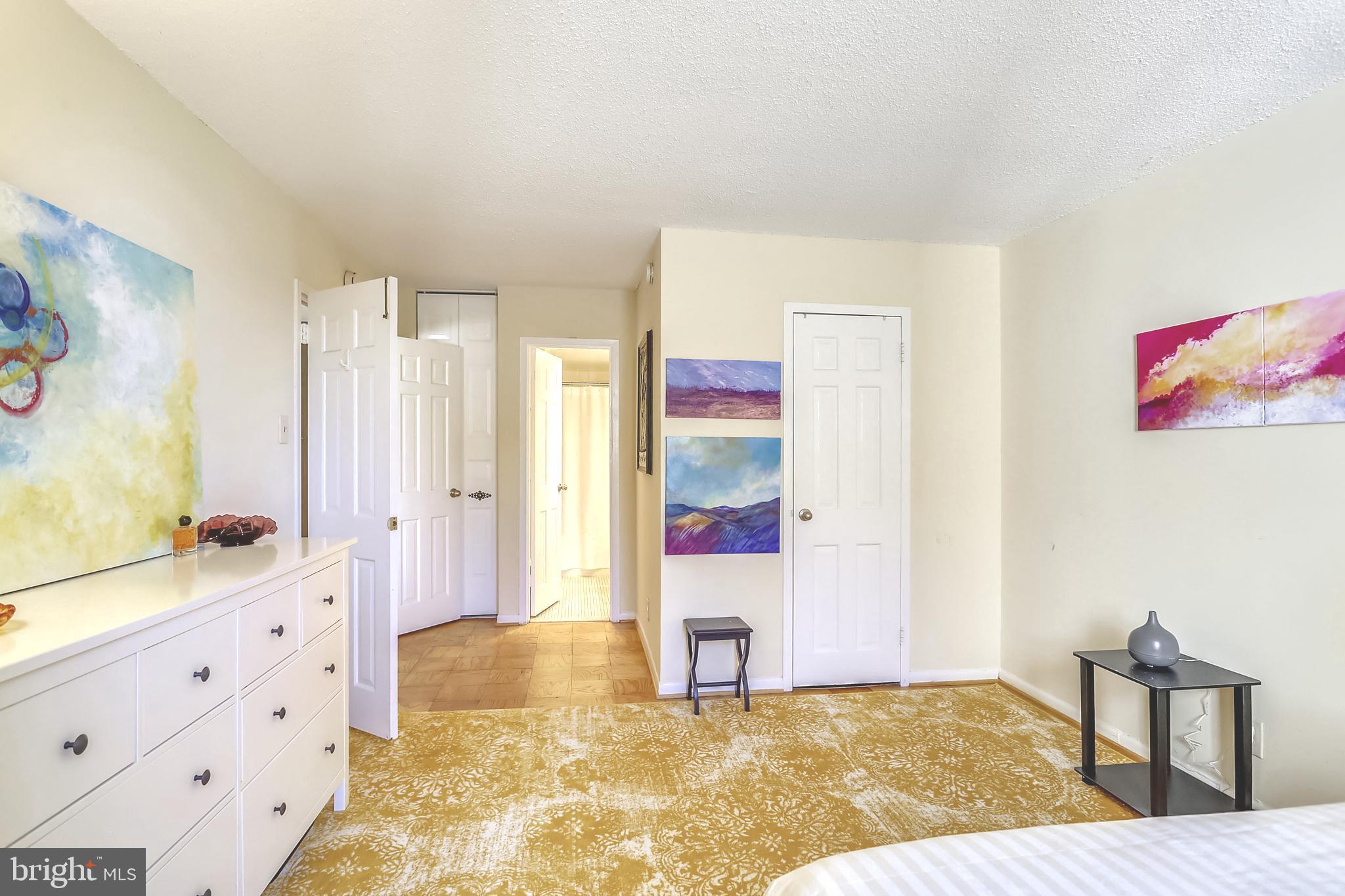 FRIENDSHIP HEIGHTS - Residential