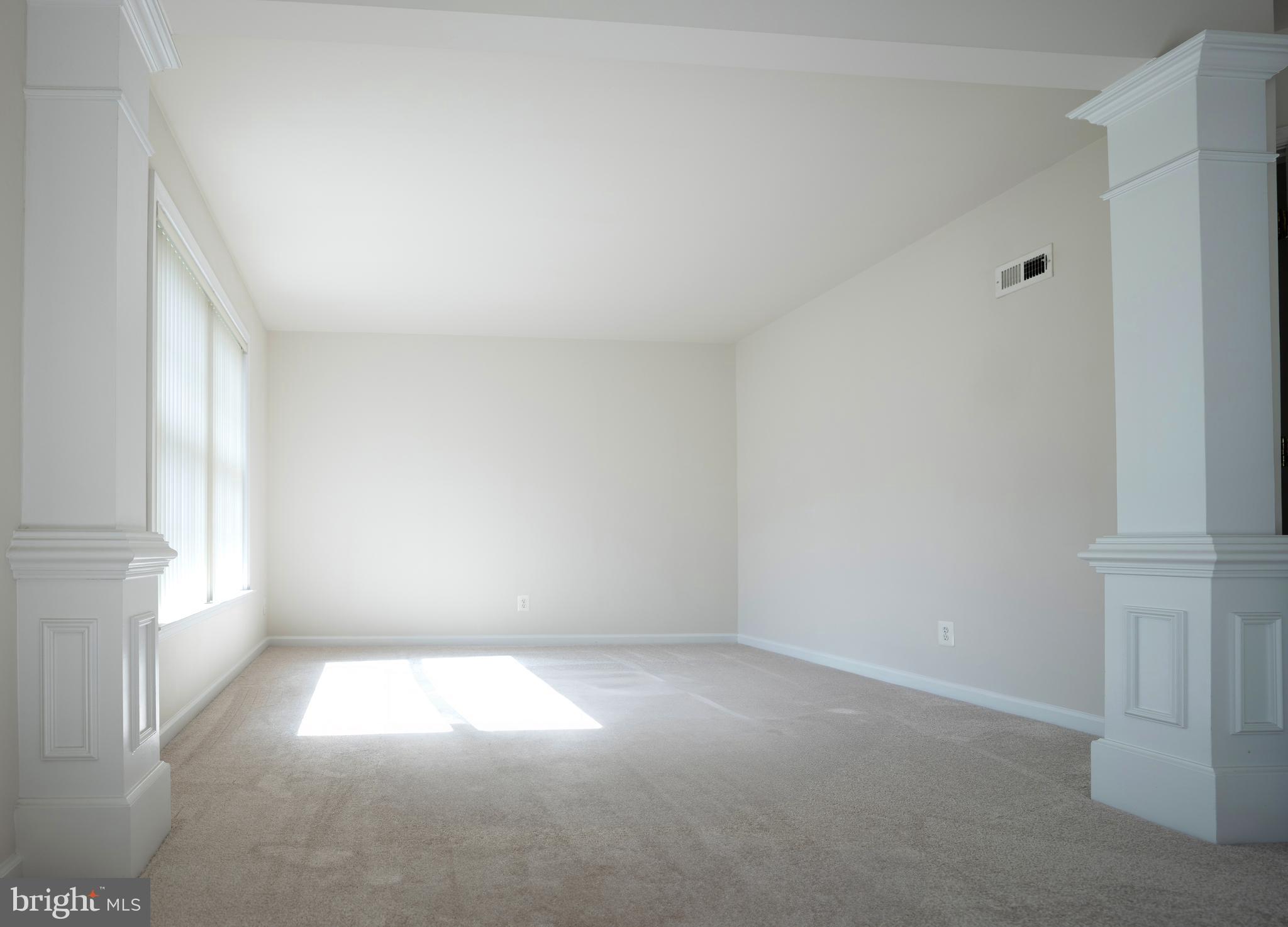 LAUREL HILL LANDBAY - Residential