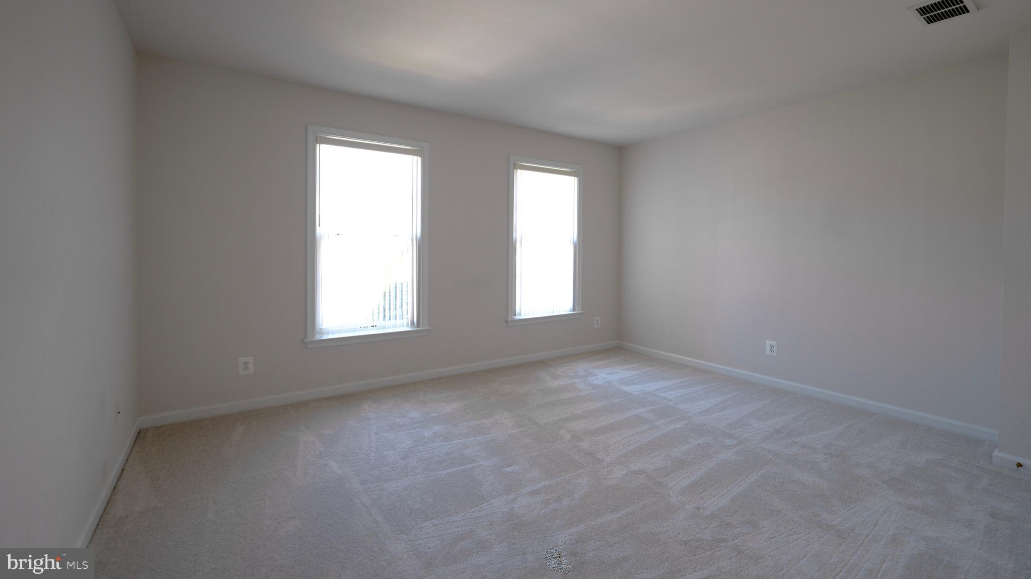 LAUREL HILL LANDBAY - Residential