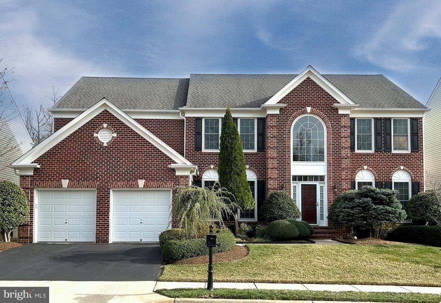 Huge price reduction, new price 1,225,000
Impeccable single-family home in LAURAL HILL NEIGHBORHOOD, open floor plan with 5 bedrooms, 4 full baths and 1 half bath, the transitional leading from front door is two-story foyer, inviting you to full daylight adjoining living and dining rooms, a library on your left. Walking from the threshold of transitional foyer, you will see the most optimum layout of large kitchen with expanding space!
All brand-new stainless-steel appliances, big island, generous family room with gas fireplace, and back door will lead you to a nice Trex deck.
Upper level offers 4 BRs and 3 FBRs, Master BR has tray ceiling and sitting area with huge walk-in closet.
Lower level with 9" ceiling and "bump-out" for recreation area, full bathroom, 5th bedroom, study room exercise area. New roof and gutters/New HVAC/Whole yard with underground sprinkler system.