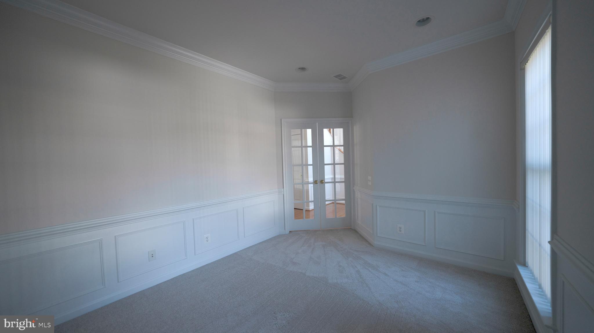 LAUREL HILL LANDBAY - Residential