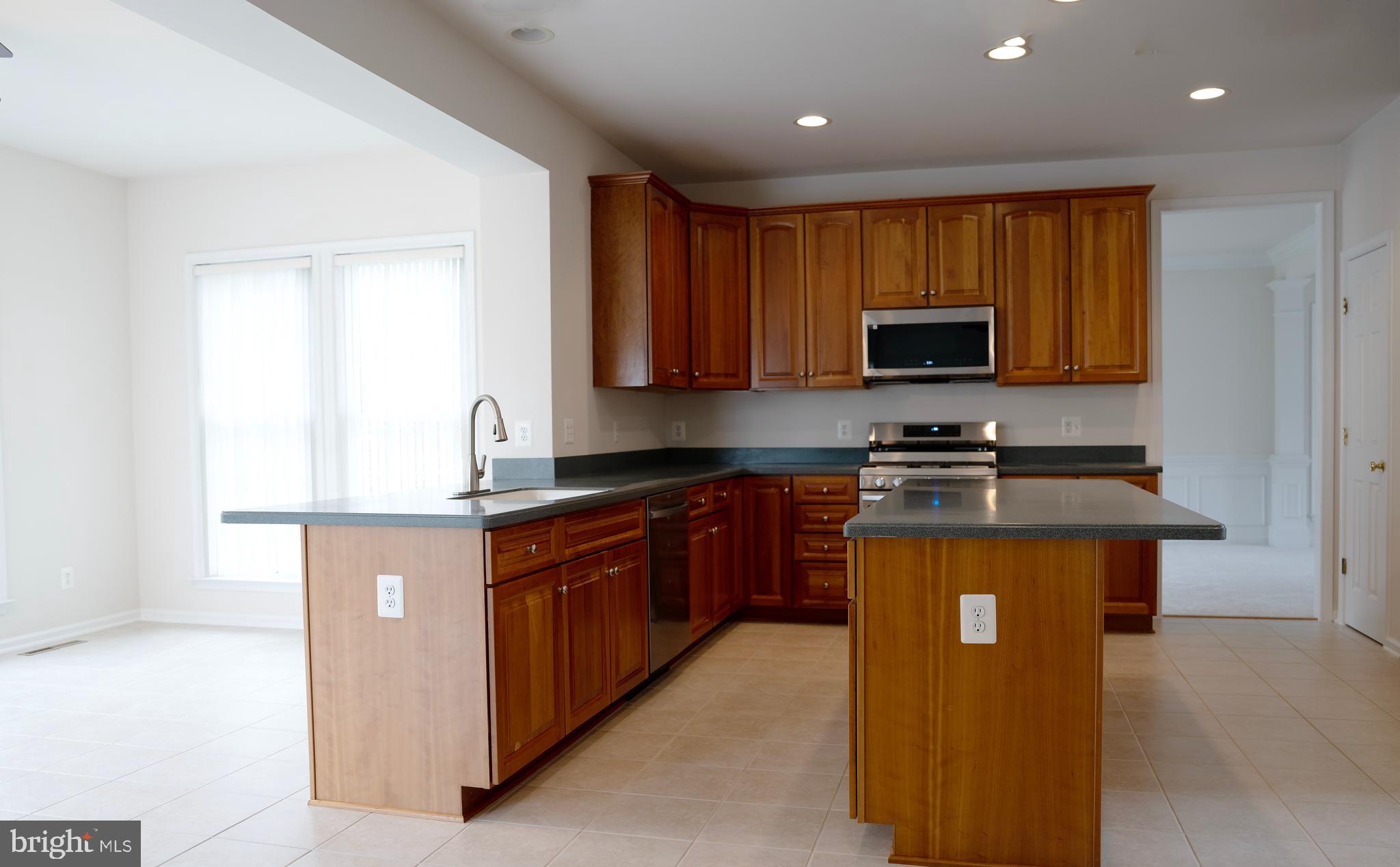 LAUREL HILL LANDBAY - Residential