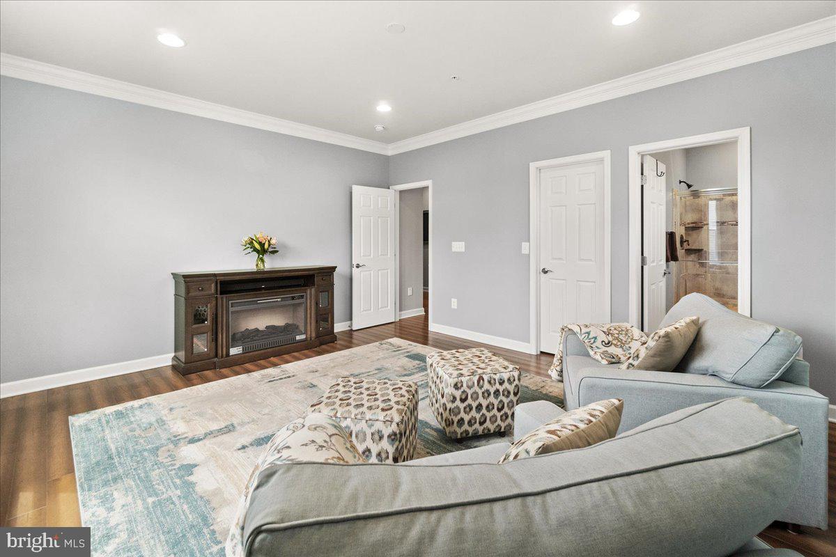 LANDSDALE - Residential