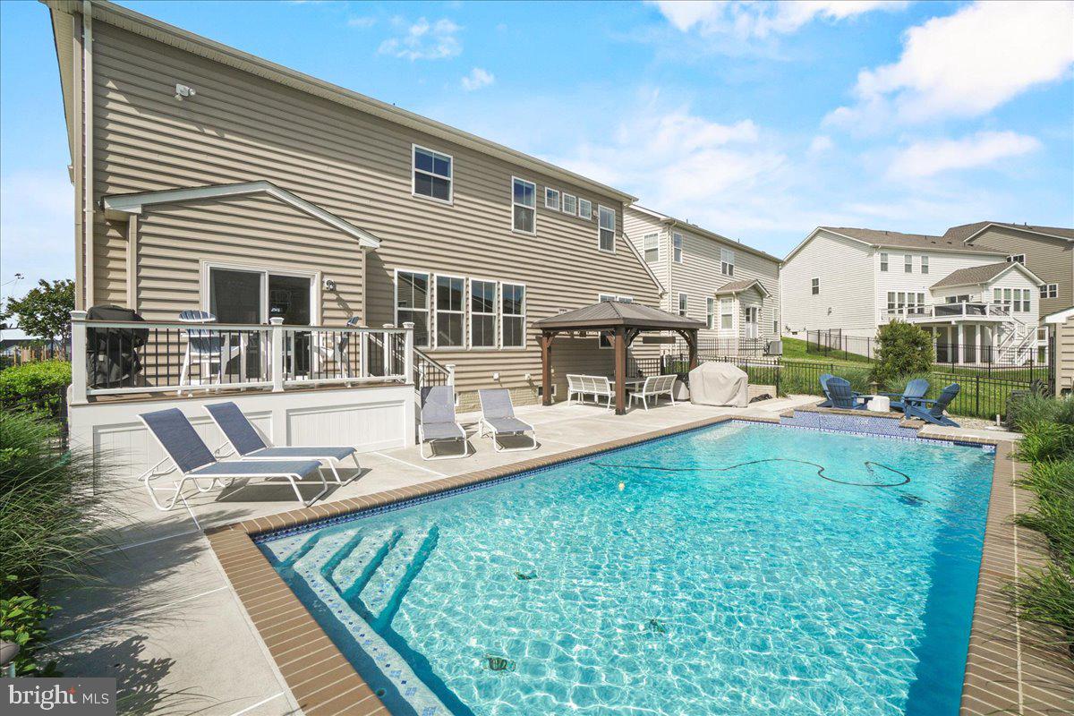 LANDSDALE - Residential