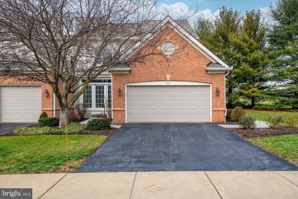 Photo of 605 Northfield Road, Lititz, PA 17543 (MLS # PALA2045860)