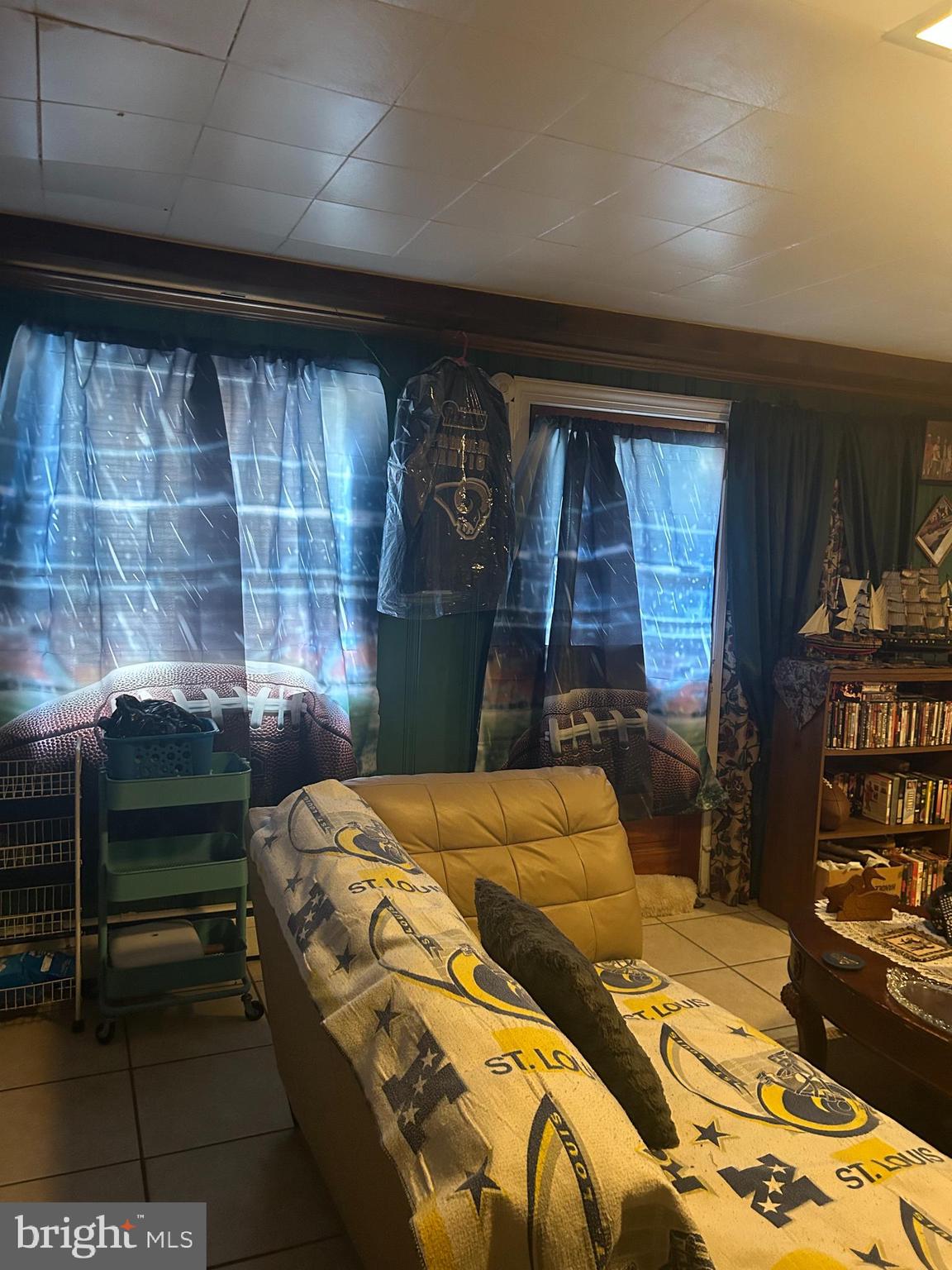 NONE AVAILABLE - Land