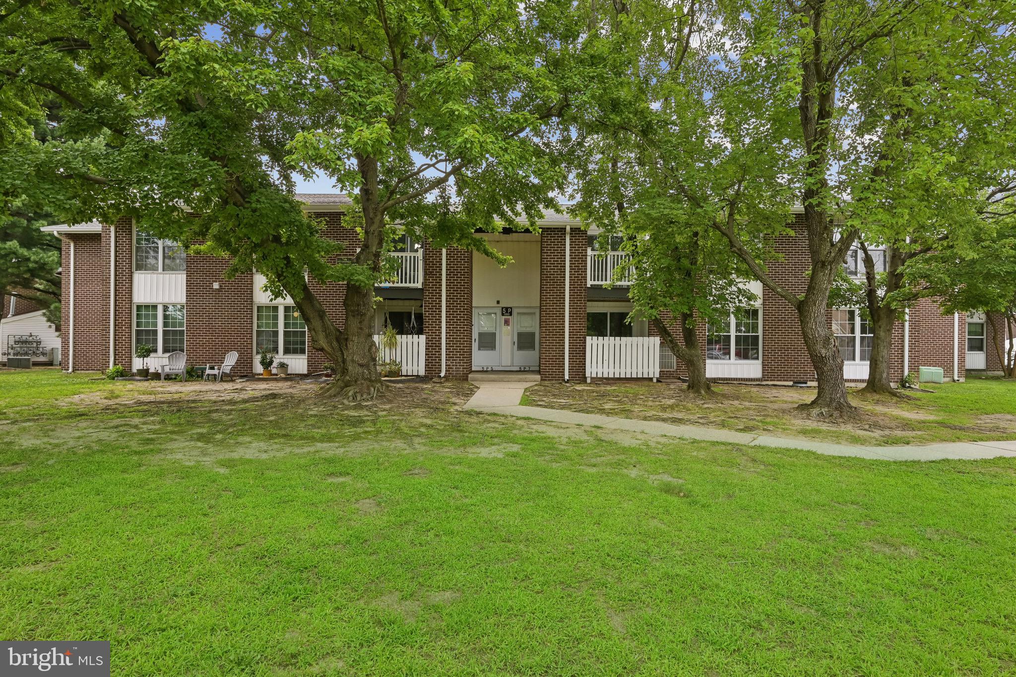 275 GREEN STREET 5P3