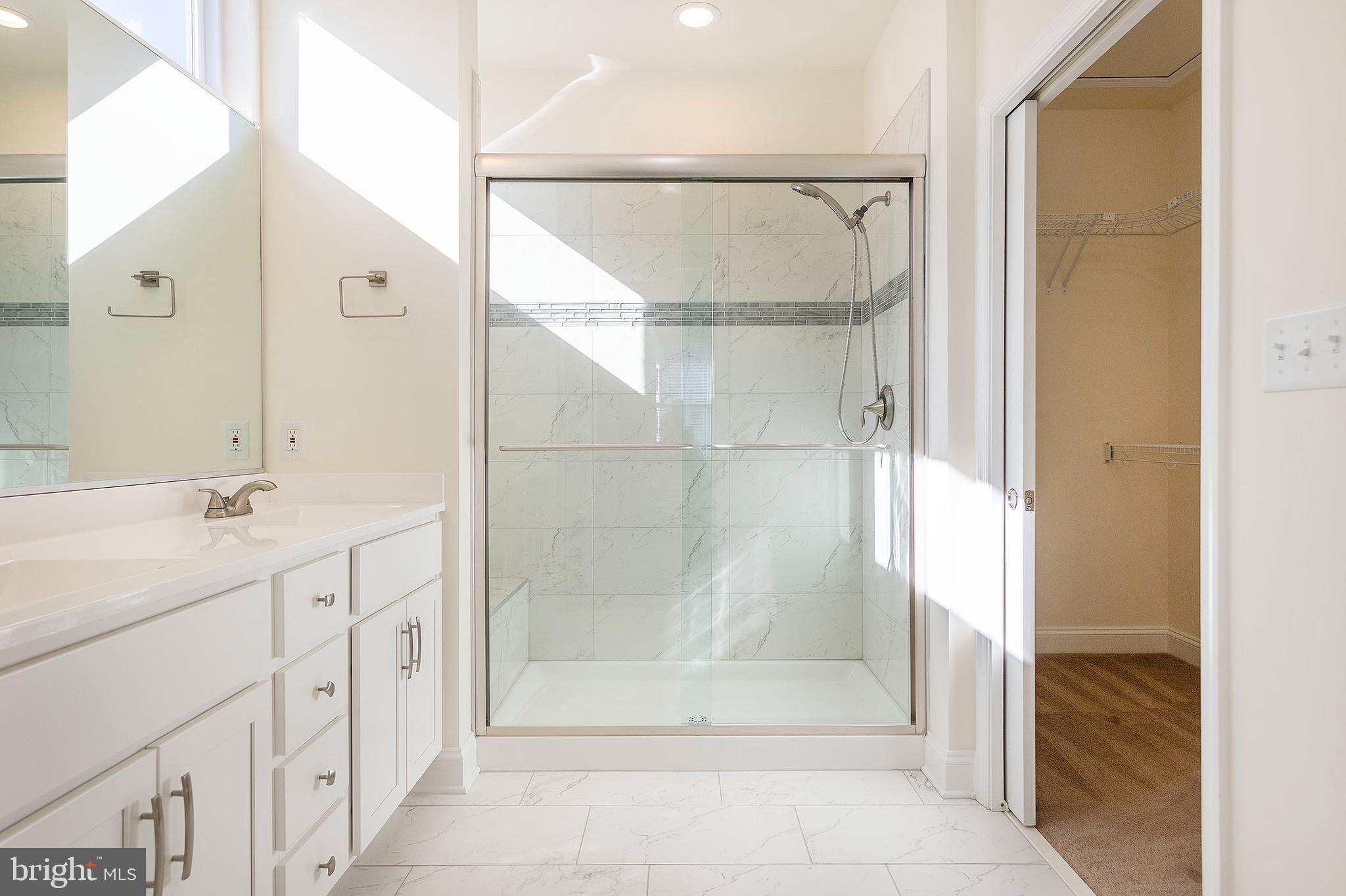 ABRAM'S CHASE - Residential