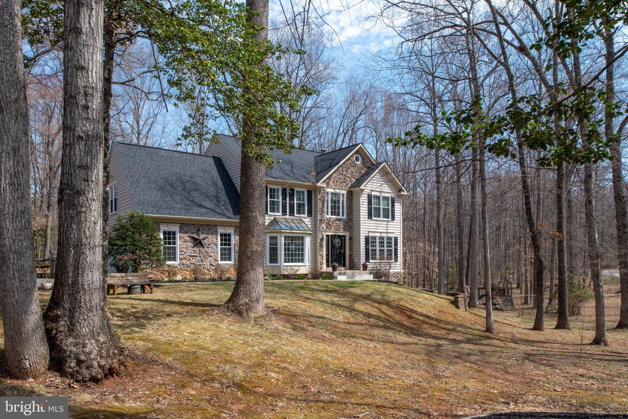 SEVEN LAKES - Residential