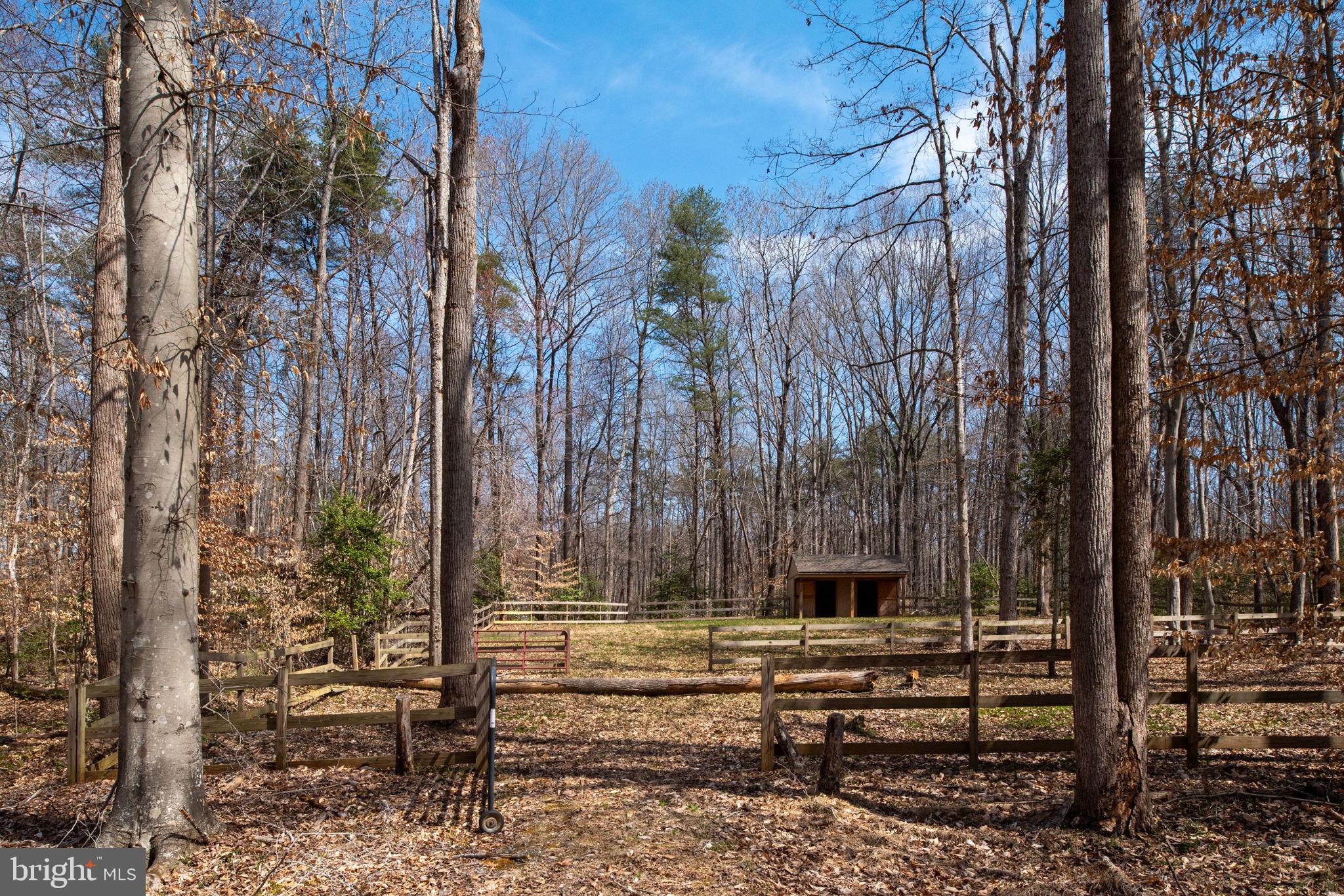 SEVEN LAKES - Residential