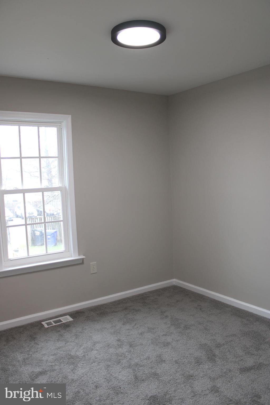 WESTLAKE VILLAGE - LANCASTER - Residential Lease