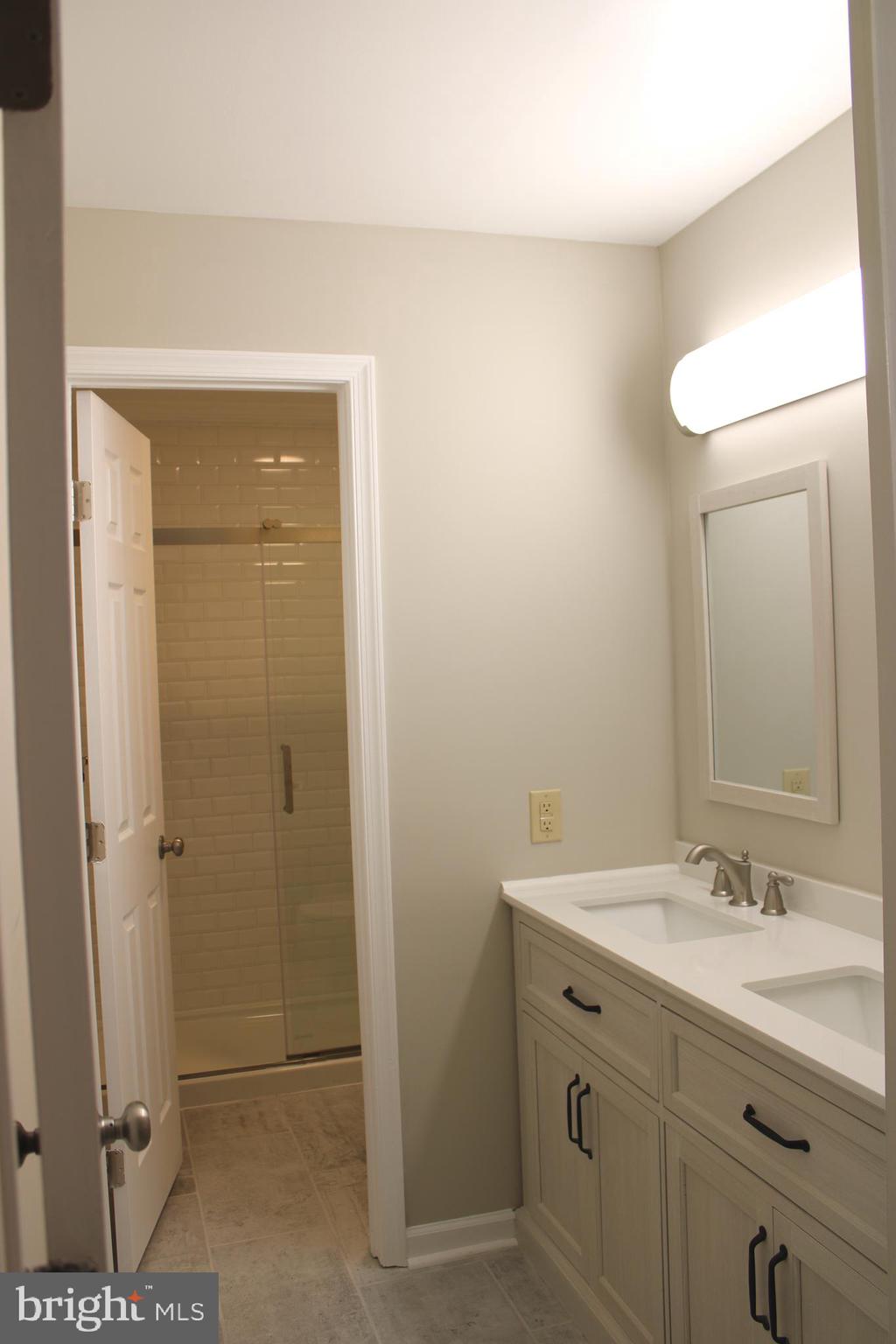 WESTLAKE VILLAGE - LANCASTER - Residential Lease