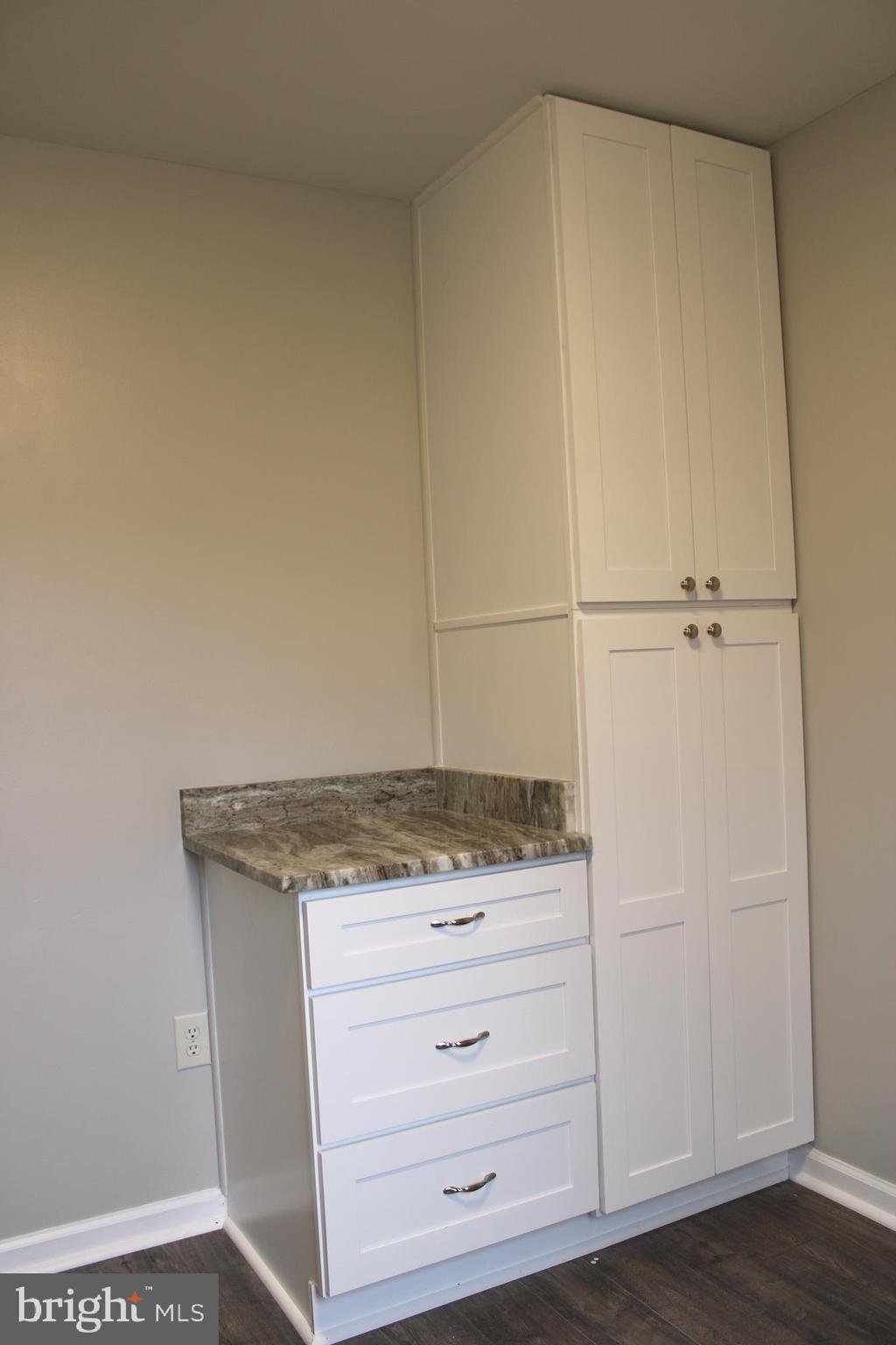 WESTLAKE VILLAGE - LANCASTER - Residential Lease