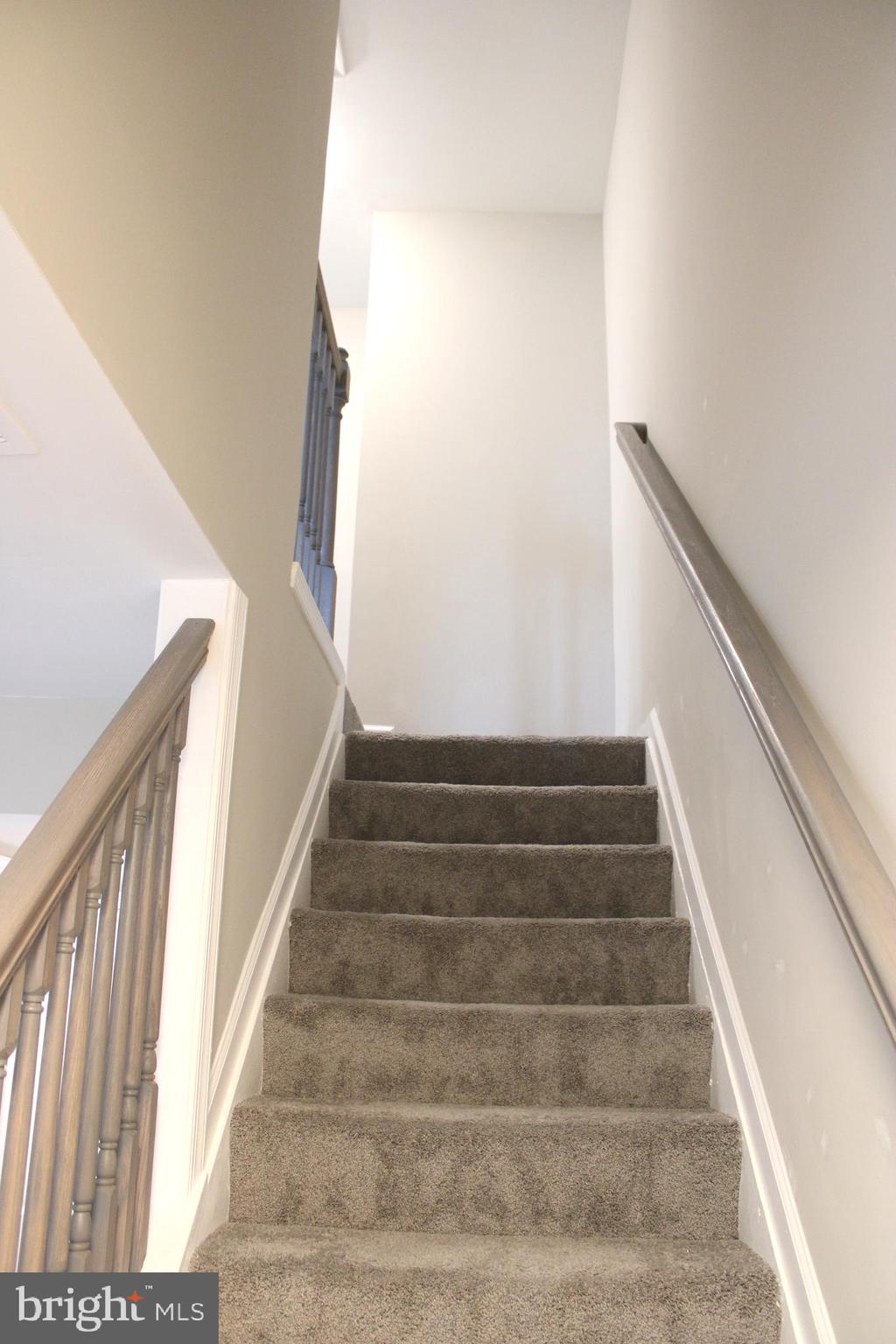 WESTLAKE VILLAGE - LANCASTER - Residential Lease