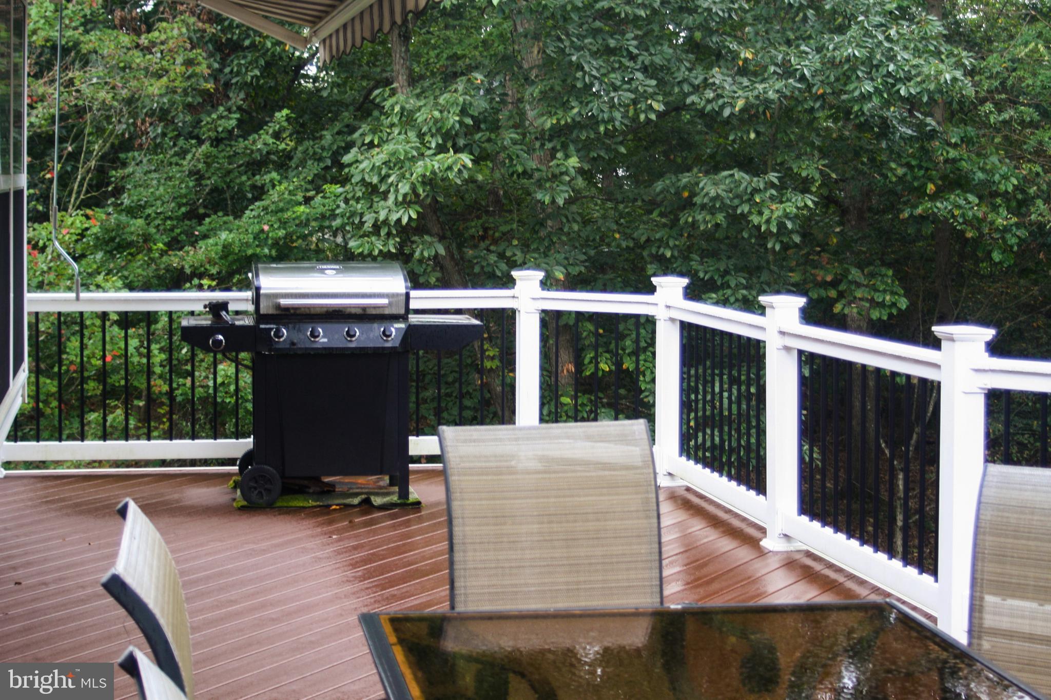 TWIN LAKE OVERLOOK - Residential