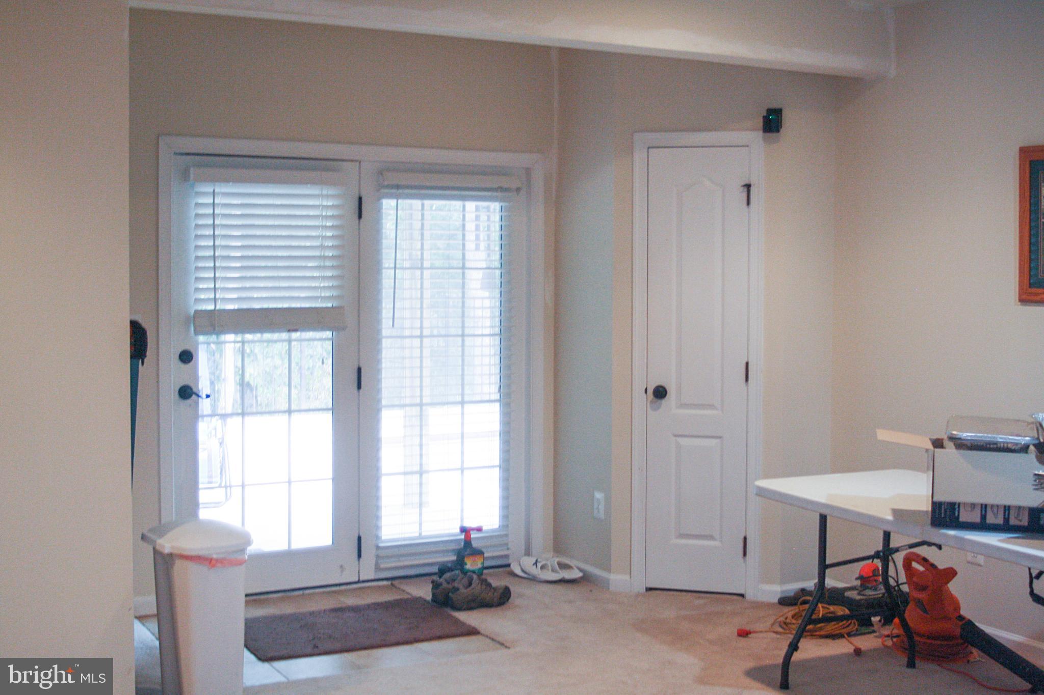 TWIN LAKE OVERLOOK - Residential