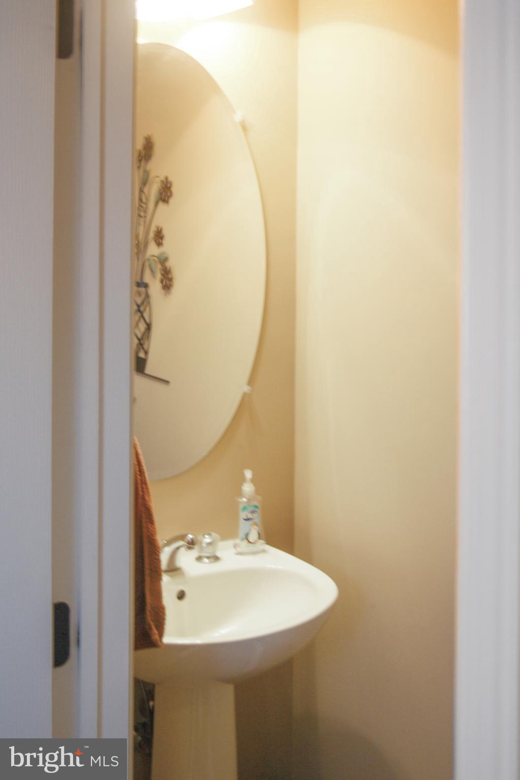 TWIN LAKE OVERLOOK - Residential