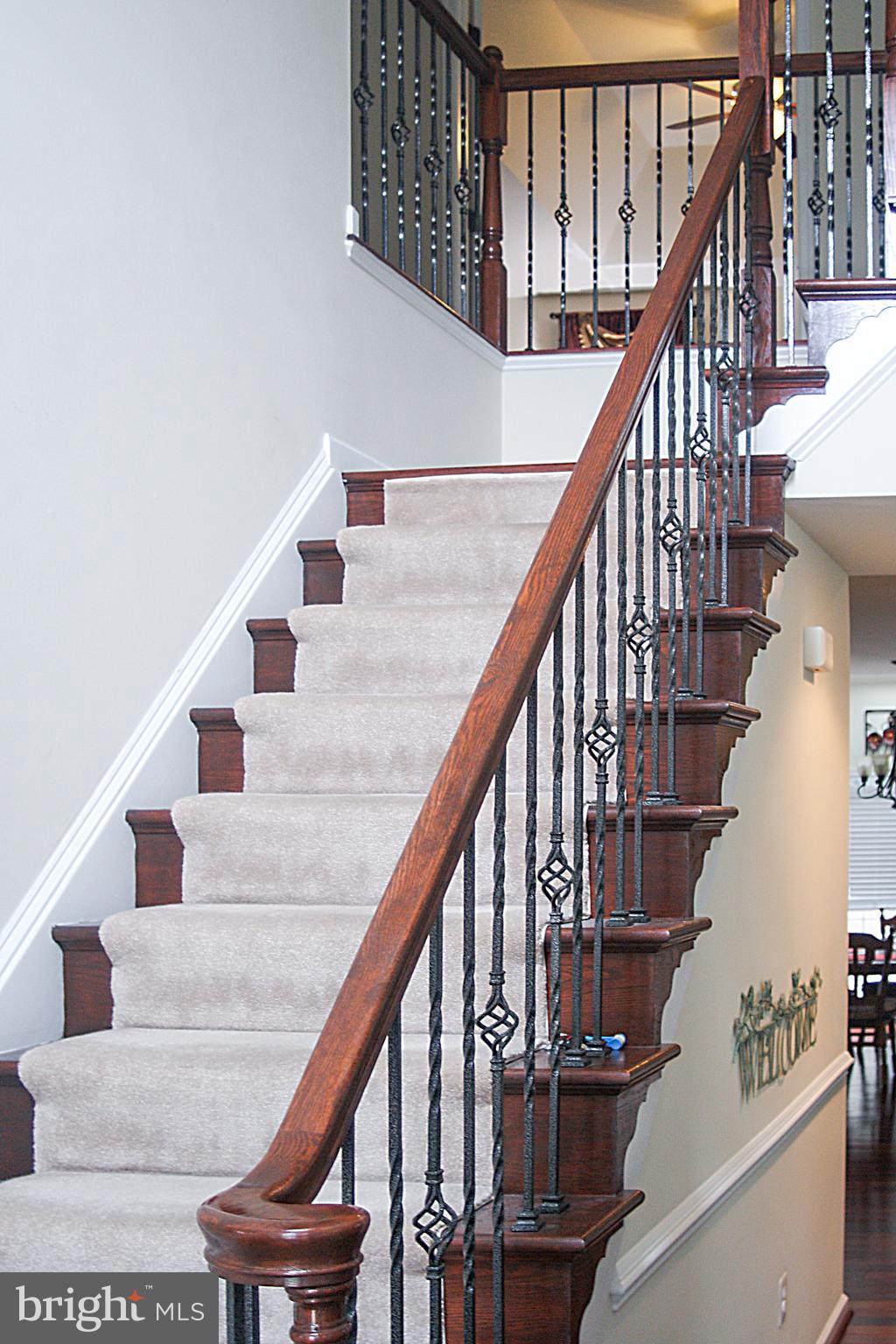 TWIN LAKE OVERLOOK - Residential