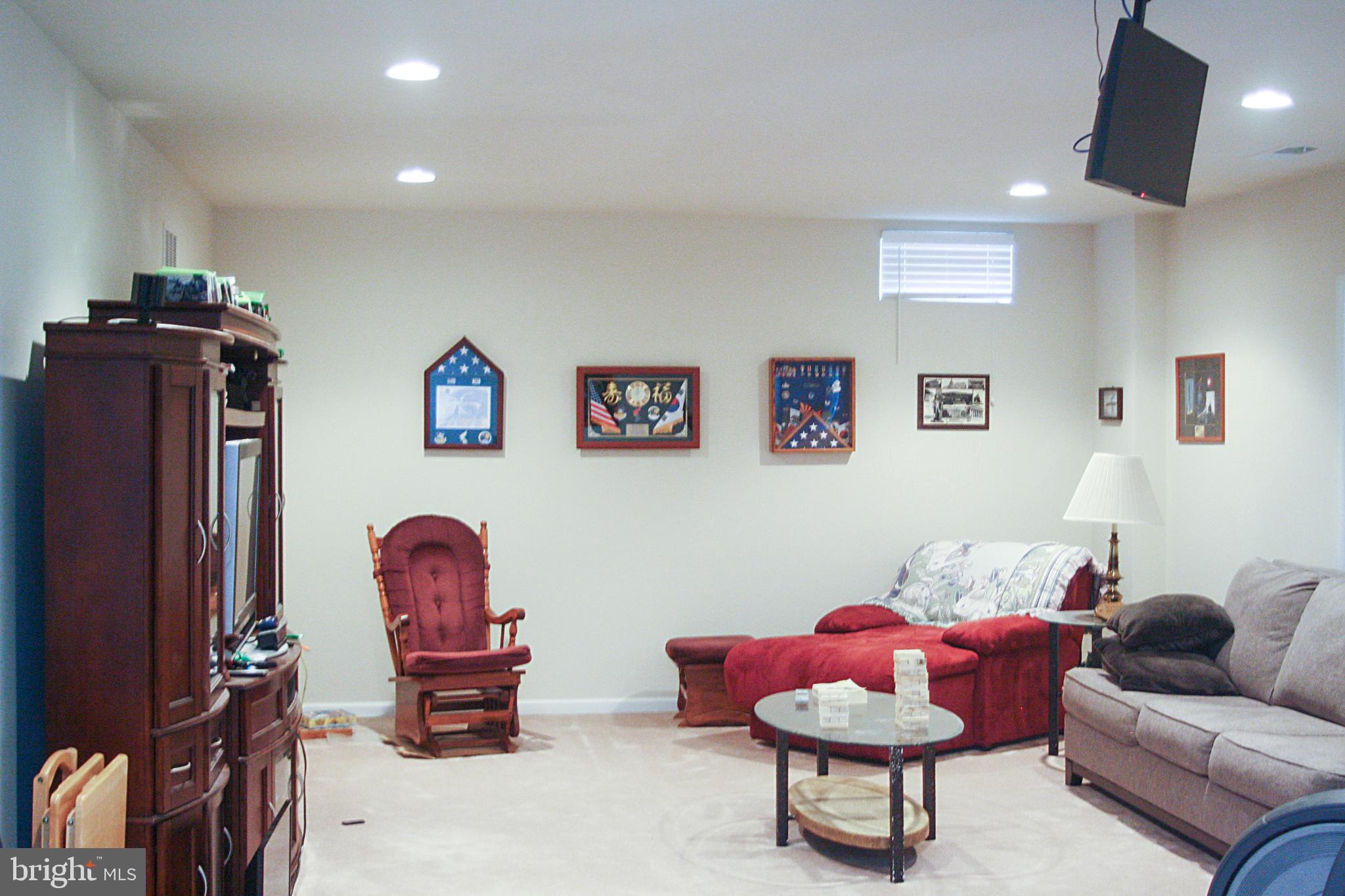 TWIN LAKE OVERLOOK - Residential