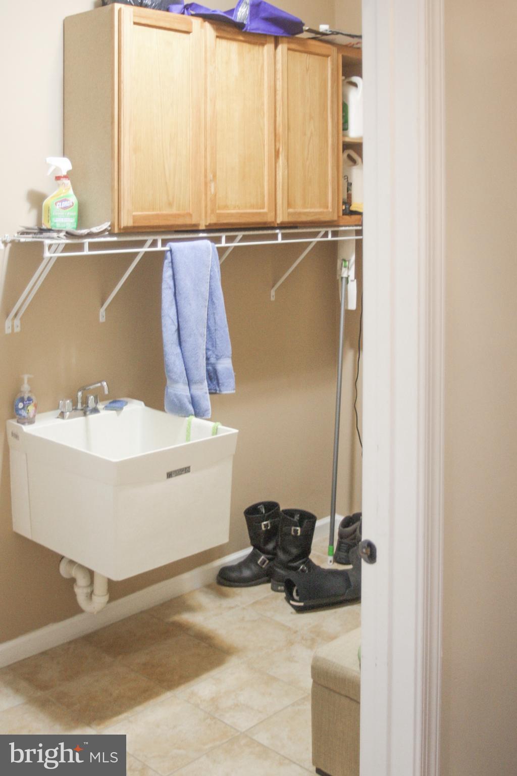 TWIN LAKE OVERLOOK - Residential