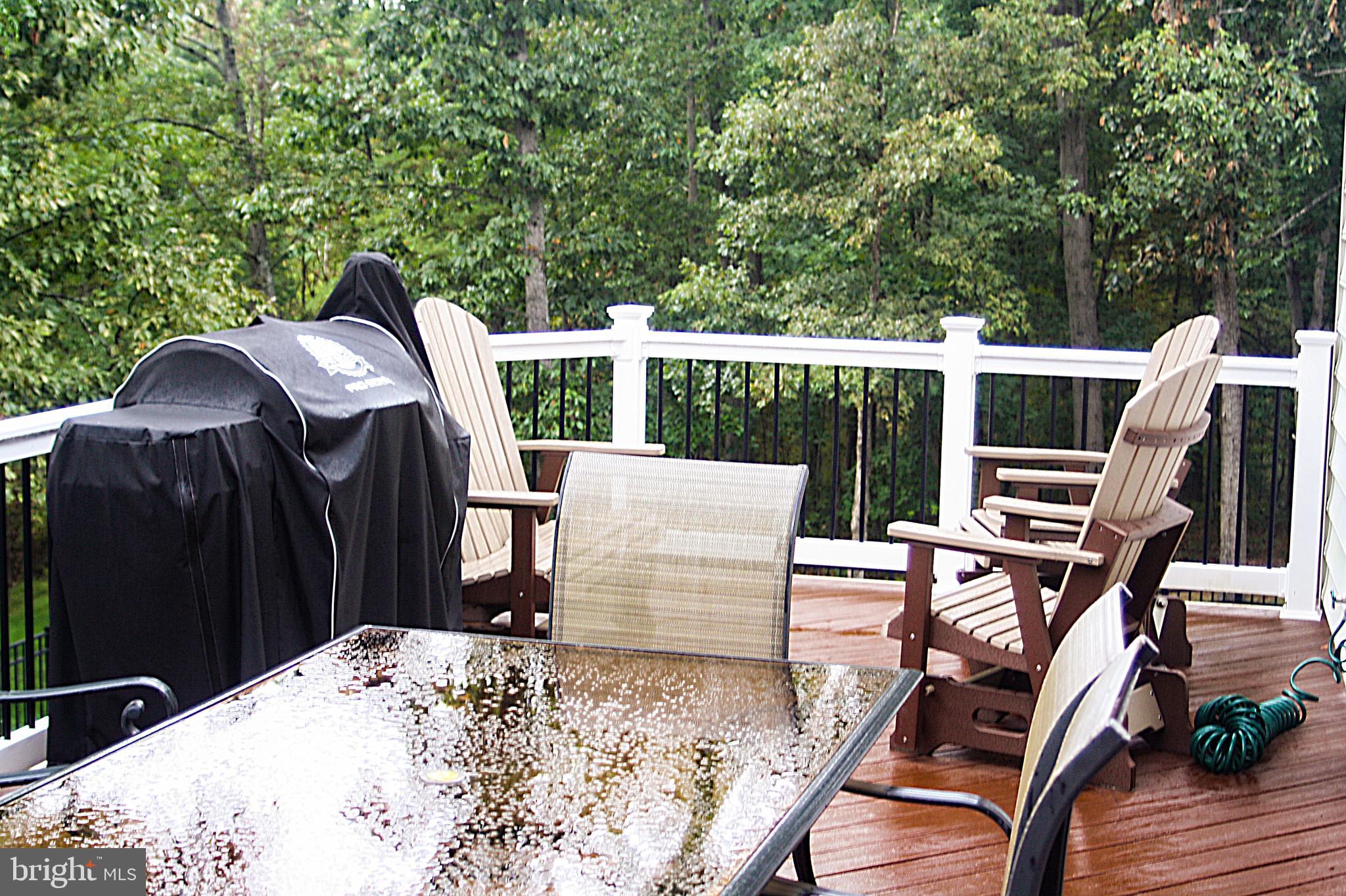 TWIN LAKE OVERLOOK - Residential