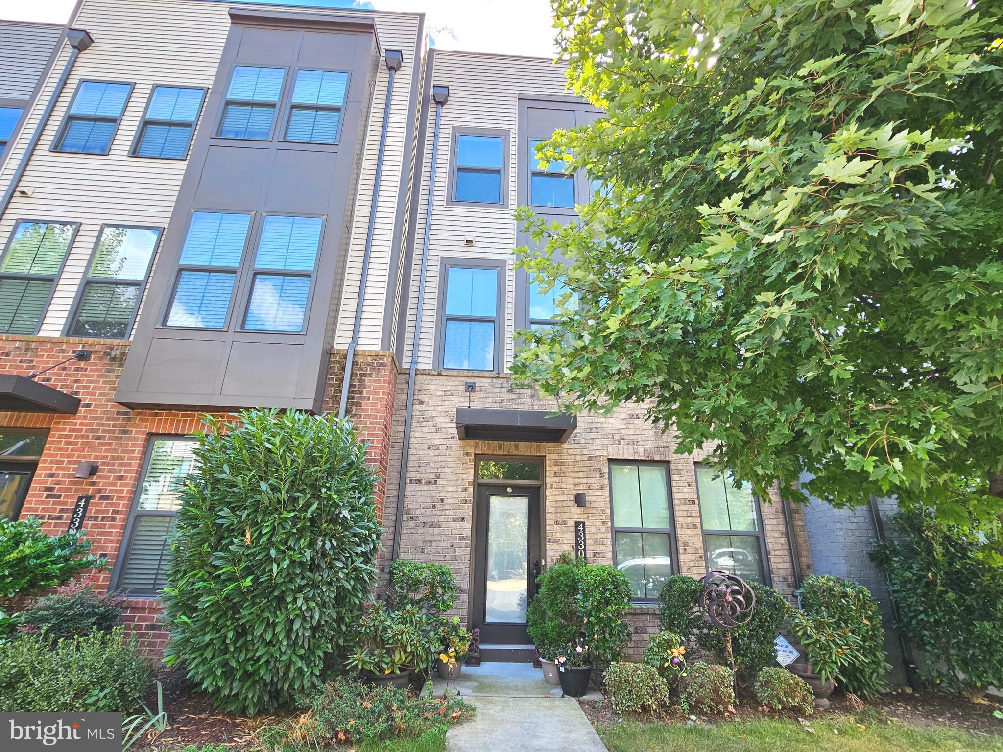 43303 JOHN MICHAEL TERRACE