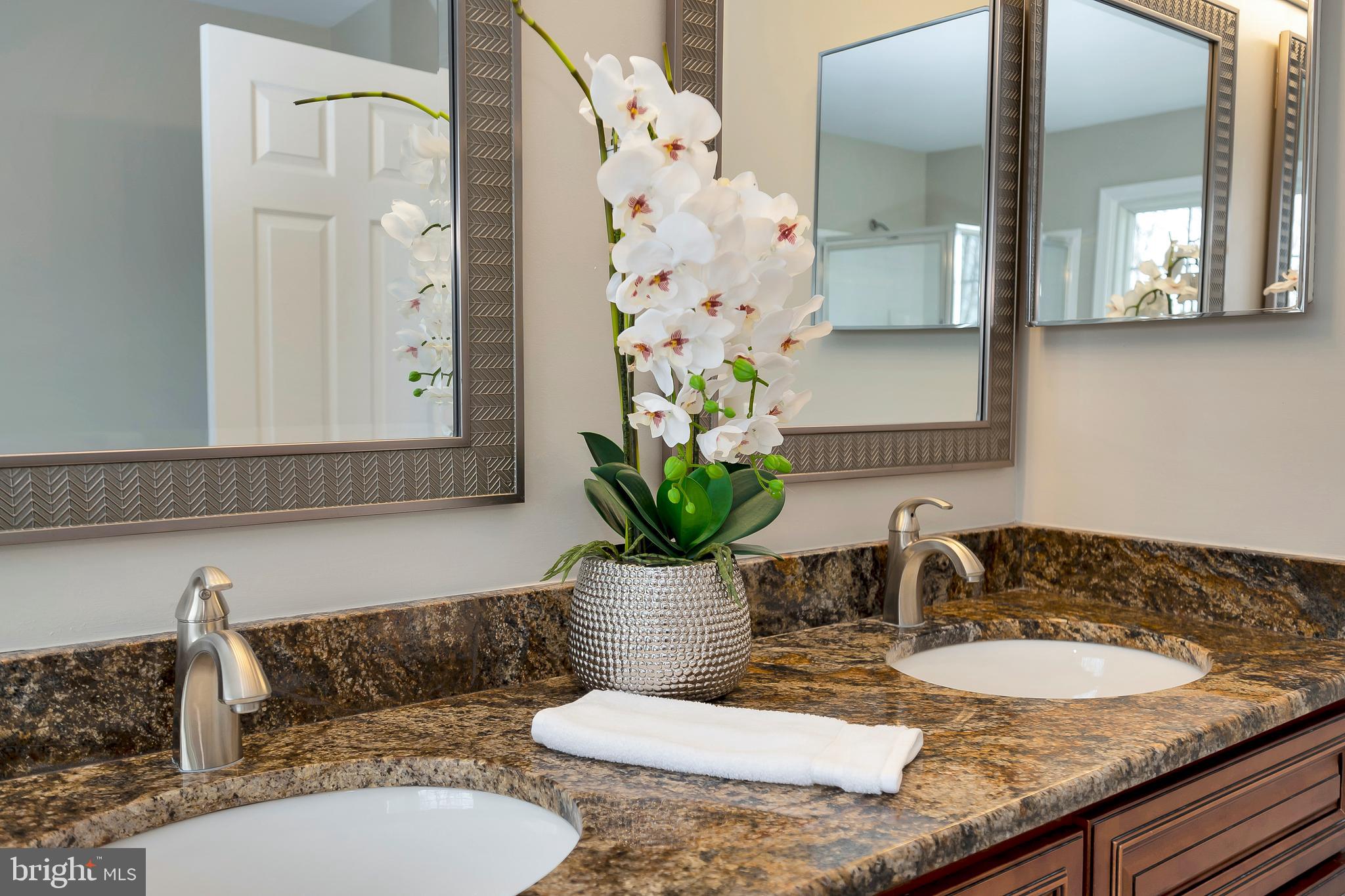 HAMPTON OAKS - Residential