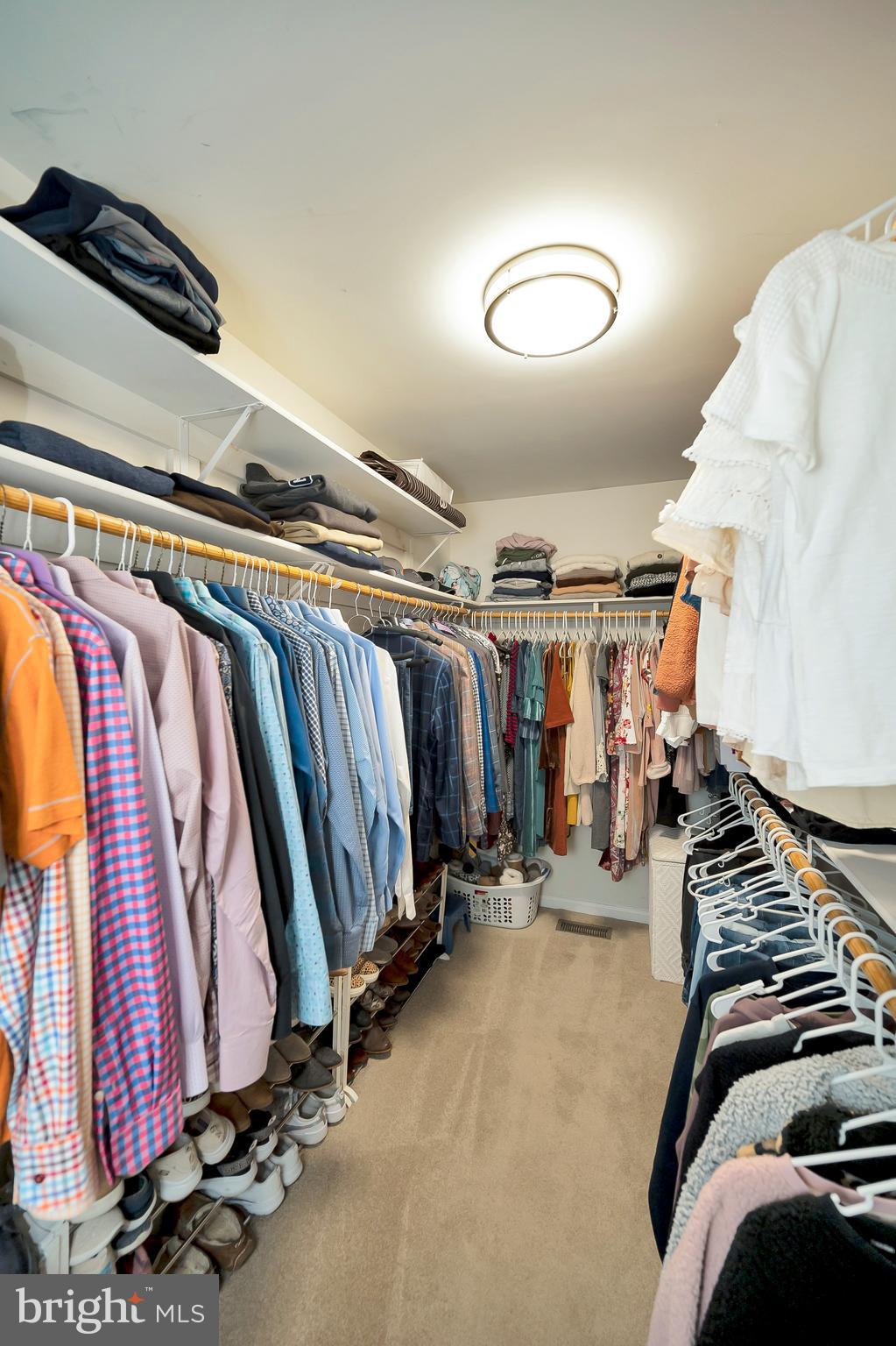 HAMPTON OAKS - Residential