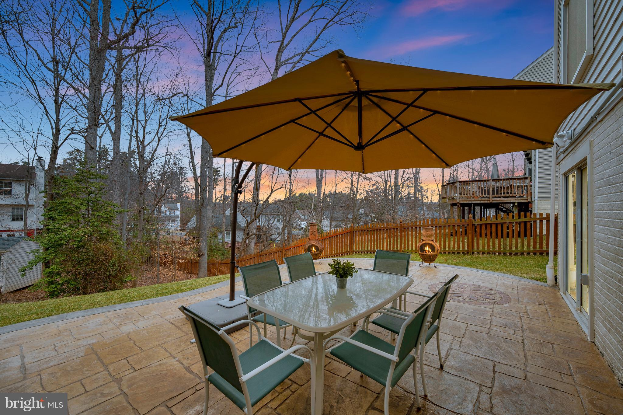 HAMPTON OAKS - Residential