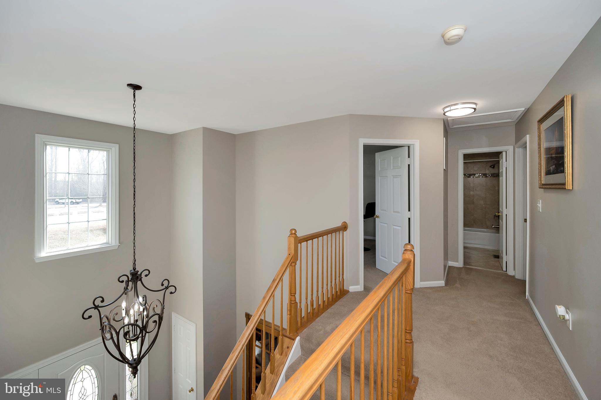 HAMPTON OAKS - Residential