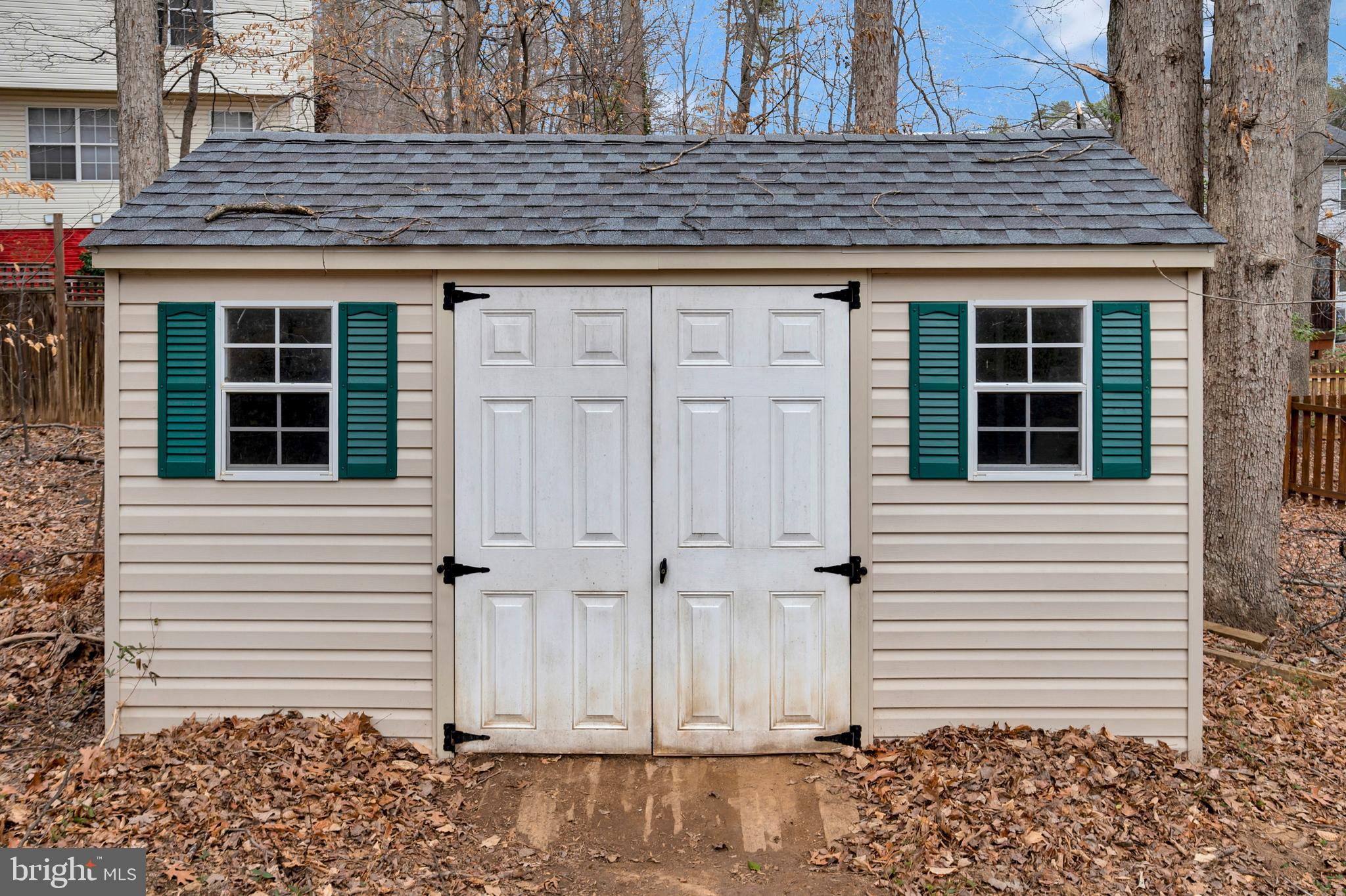 HAMPTON OAKS - Residential