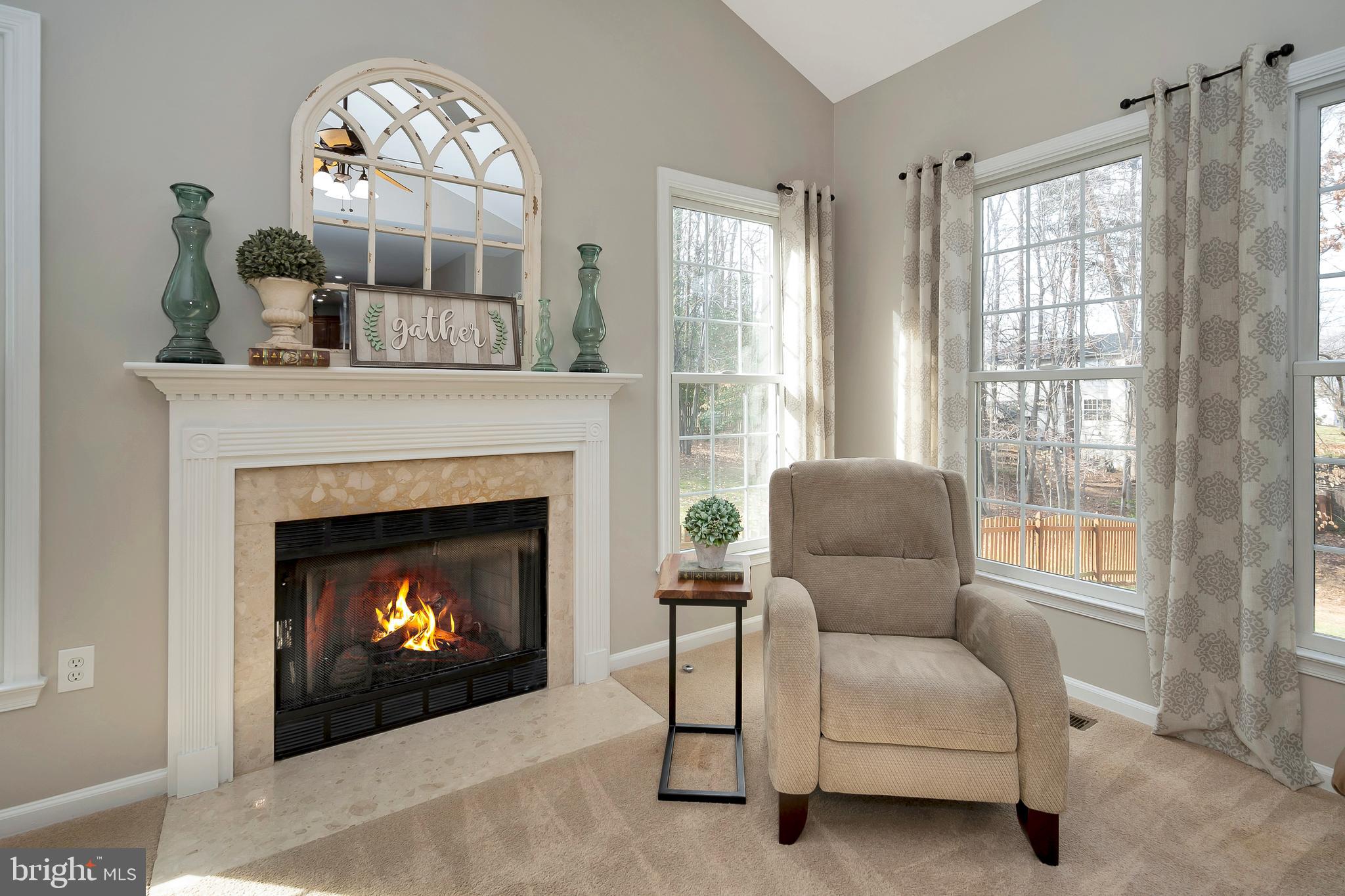 HAMPTON OAKS - Residential