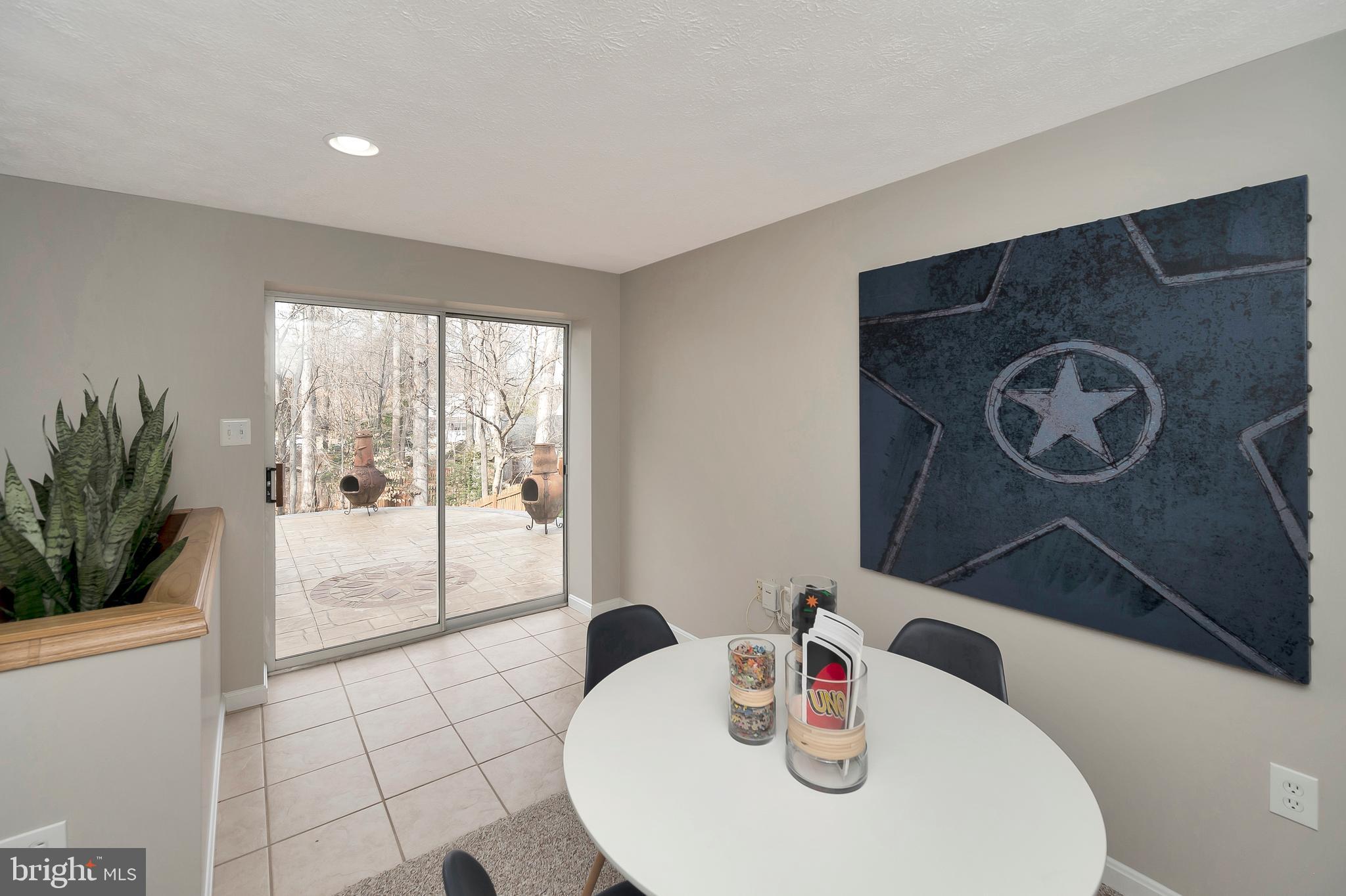 HAMPTON OAKS - Residential