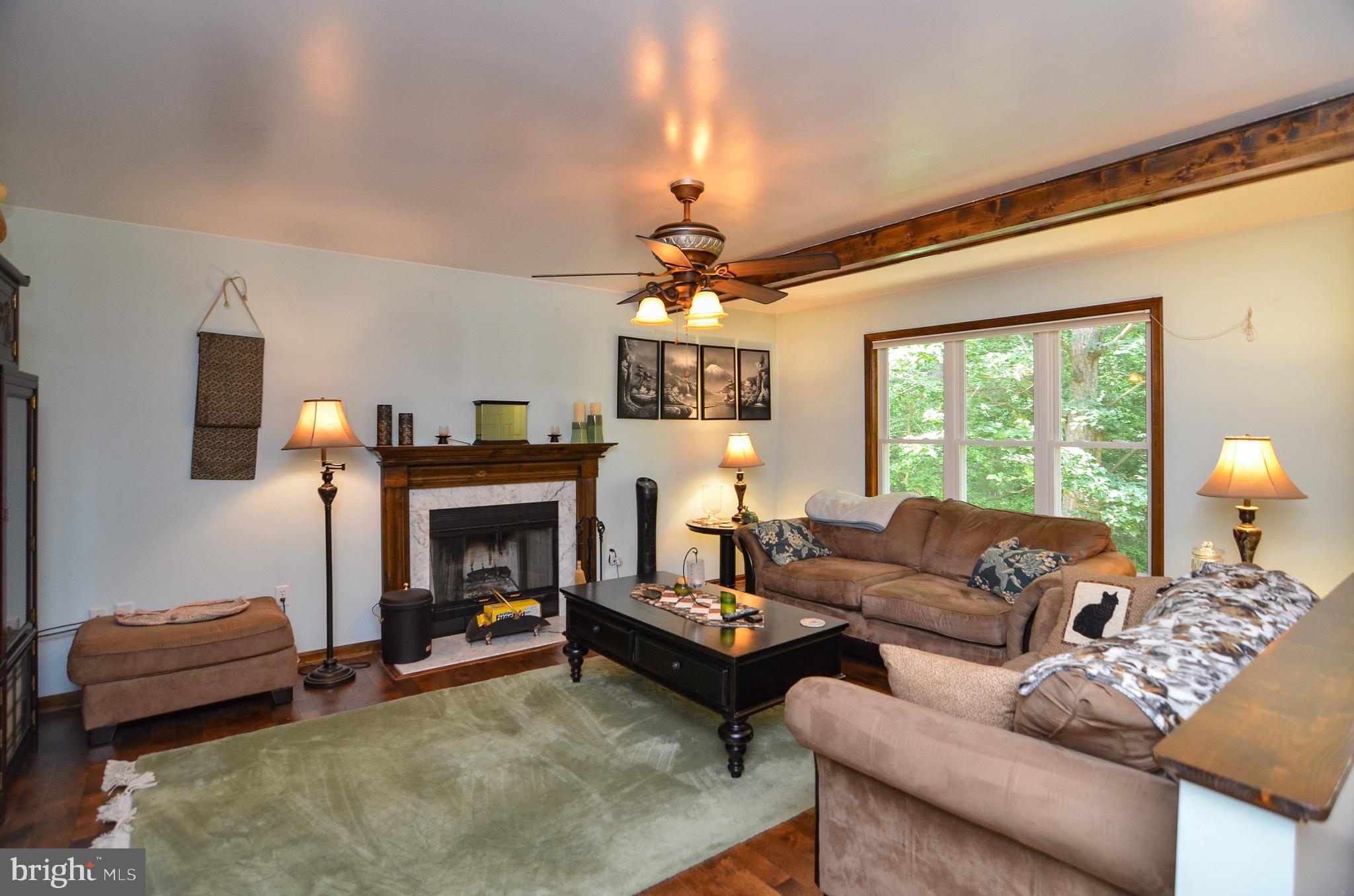 HUGGER - Residential