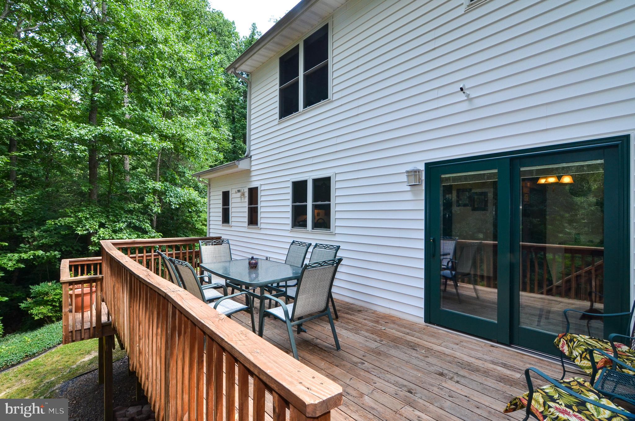 HUGGER - Residential