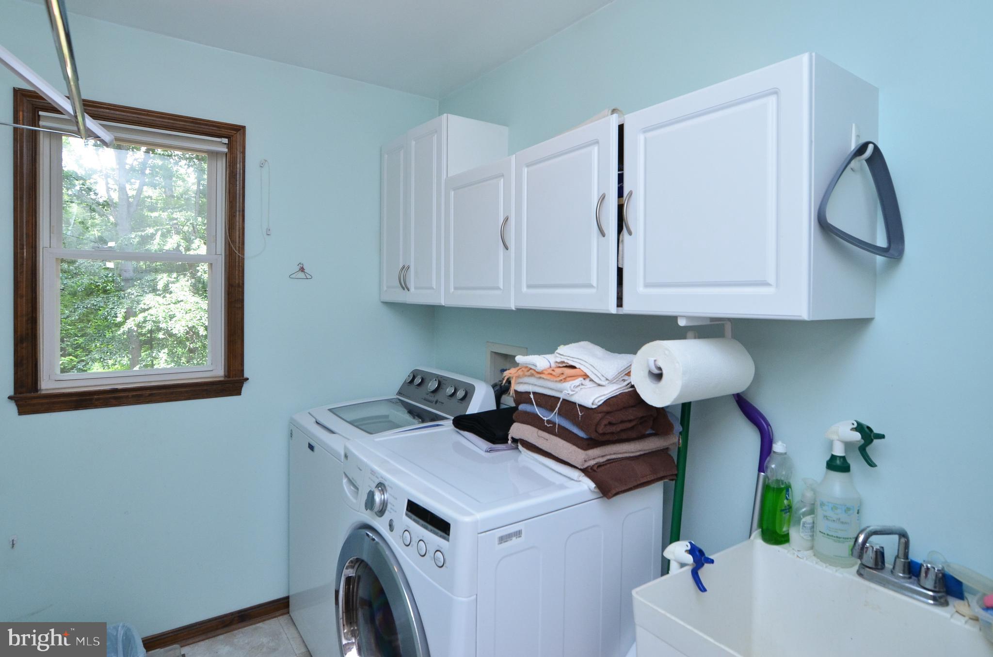 HUGGER - Residential